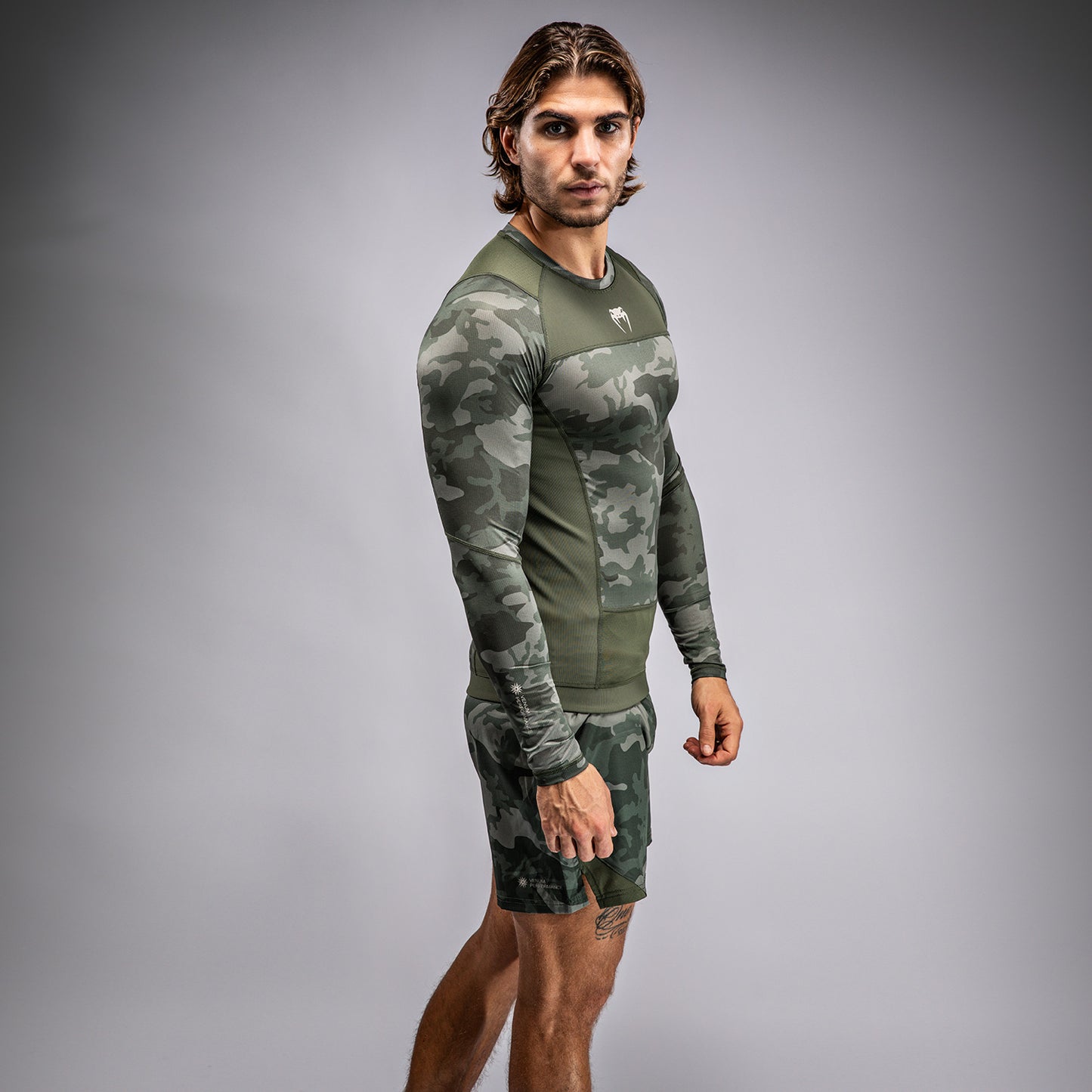 Venum G-Fit Air Herren Langarm Rashguard - Armee Camouflage