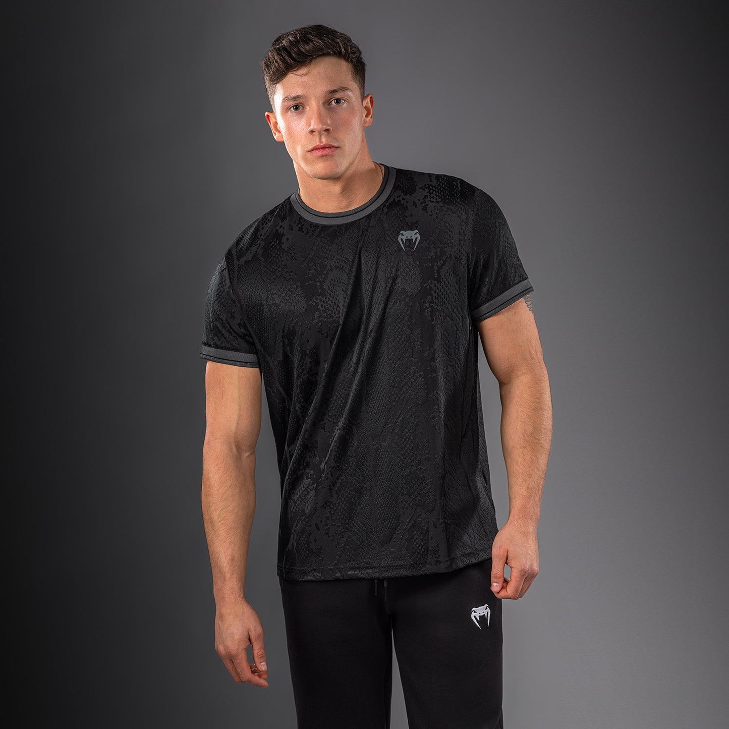 Venum Aegis Dry-Tech-T-Shirt – Schwarz