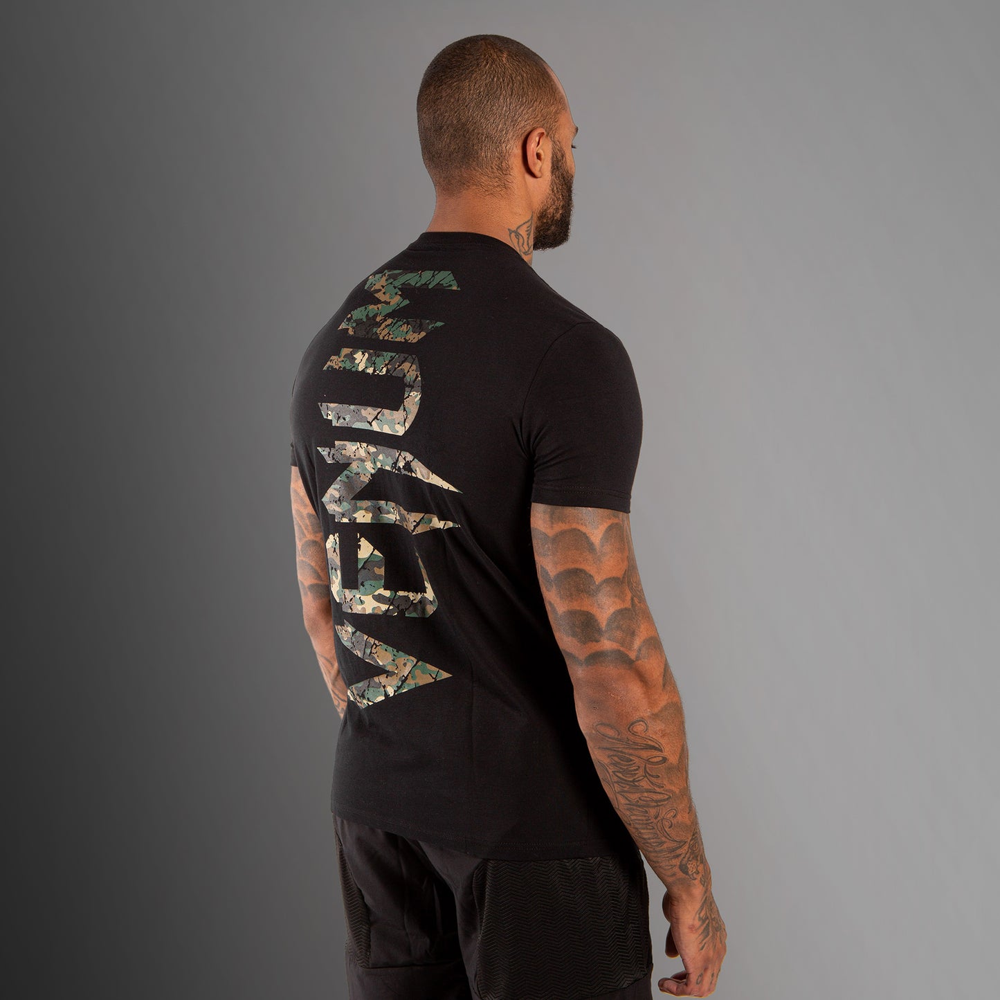 Venum Original Giant T-Shirt - Schwarz/Wald-Camo
