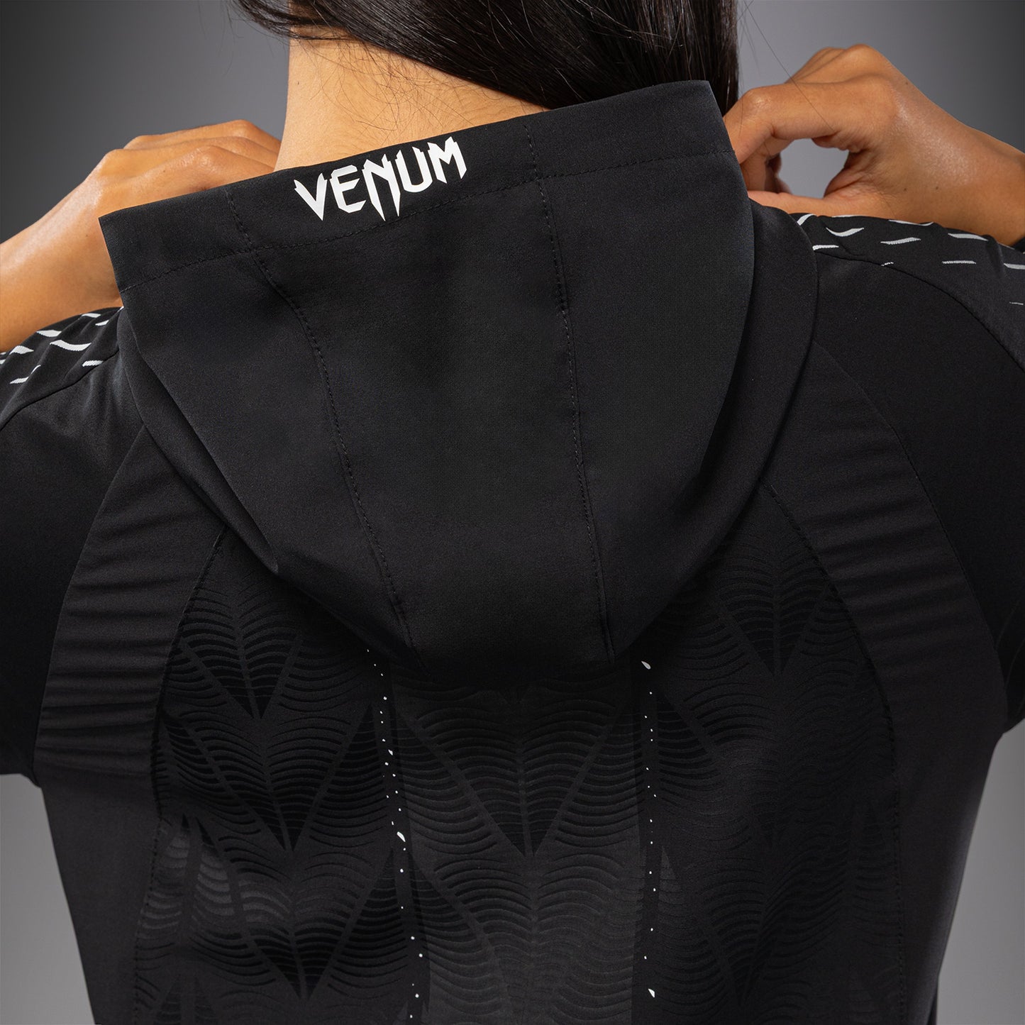 UFC Zenith by Venum Authentic Fight Night Kapuzenjacke Damen - Schwarz