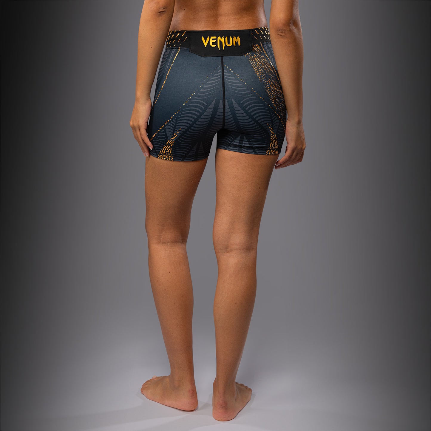 UFC Zenith by Venum Authentic Fight Night Kurze Passform Vale Tudo Short Damen Personalisiert - Champion