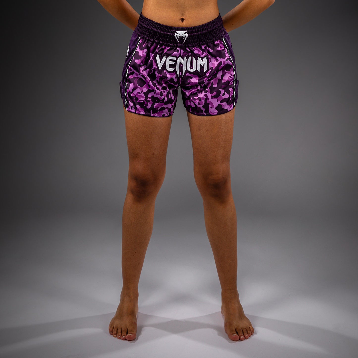 Venum Iris Muay Thai Shorts – Pflaume/Rosa