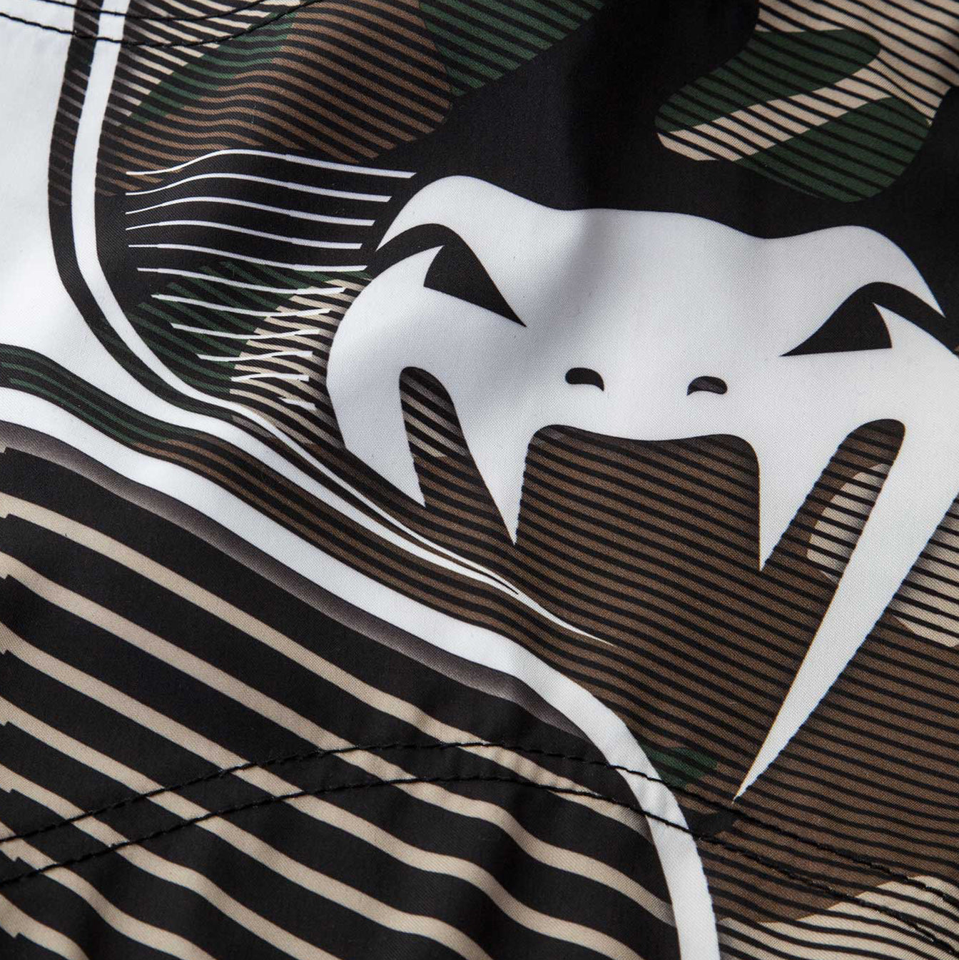Venum Camo Hero Kampfshorts - Grün/Braun