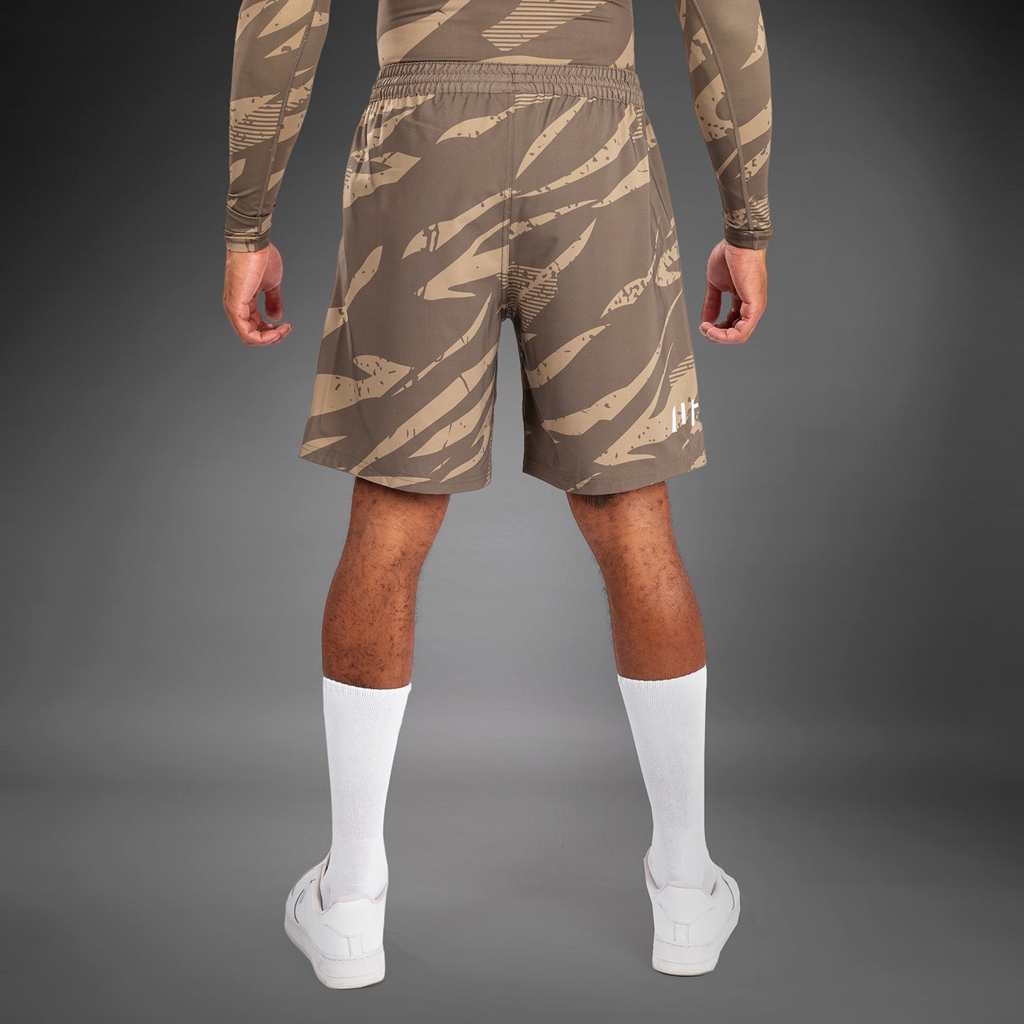 UFC Adrenaline by Venum Fight Week Performance Shorts Für Männer - Desert Camo