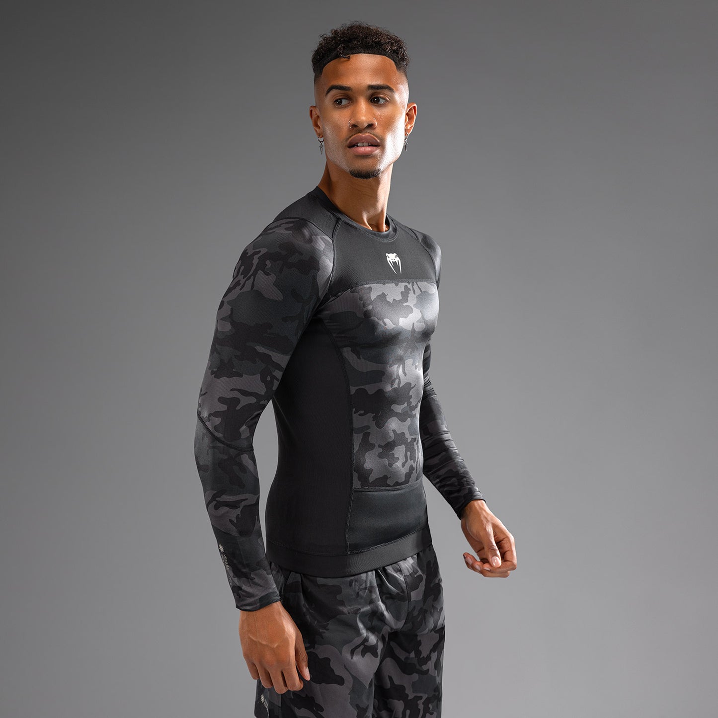 Venum G-Fit Air Herren Langarm Rashguard - Digital Urban Camo