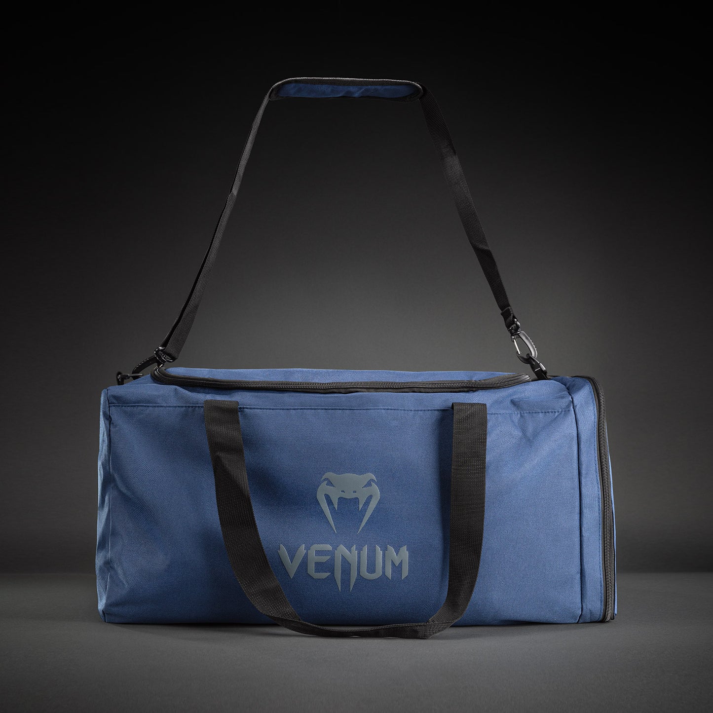 Venum Essential Sporttasche (61 L) - Marineblau