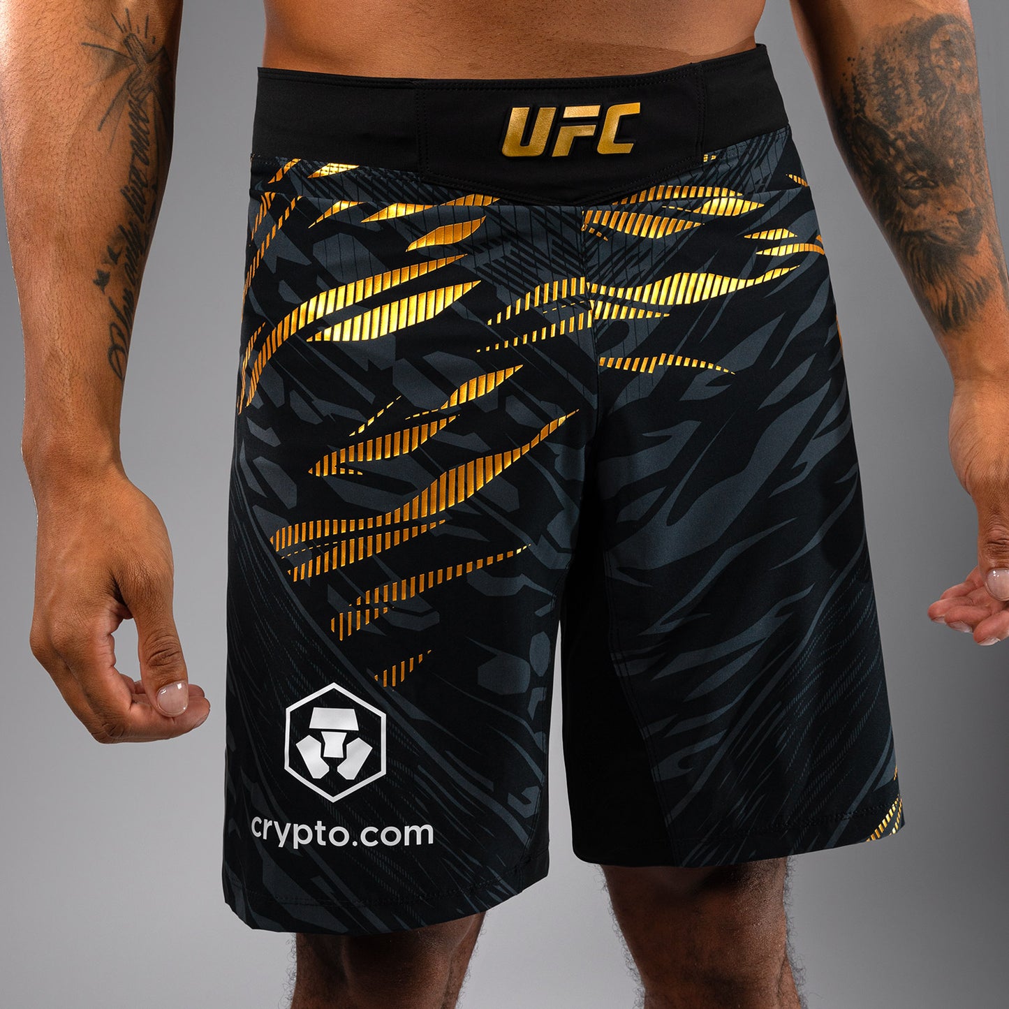 UFC Fusion by Venum Authentic Fight Night Herren Fight Short - Long Fit - Champion