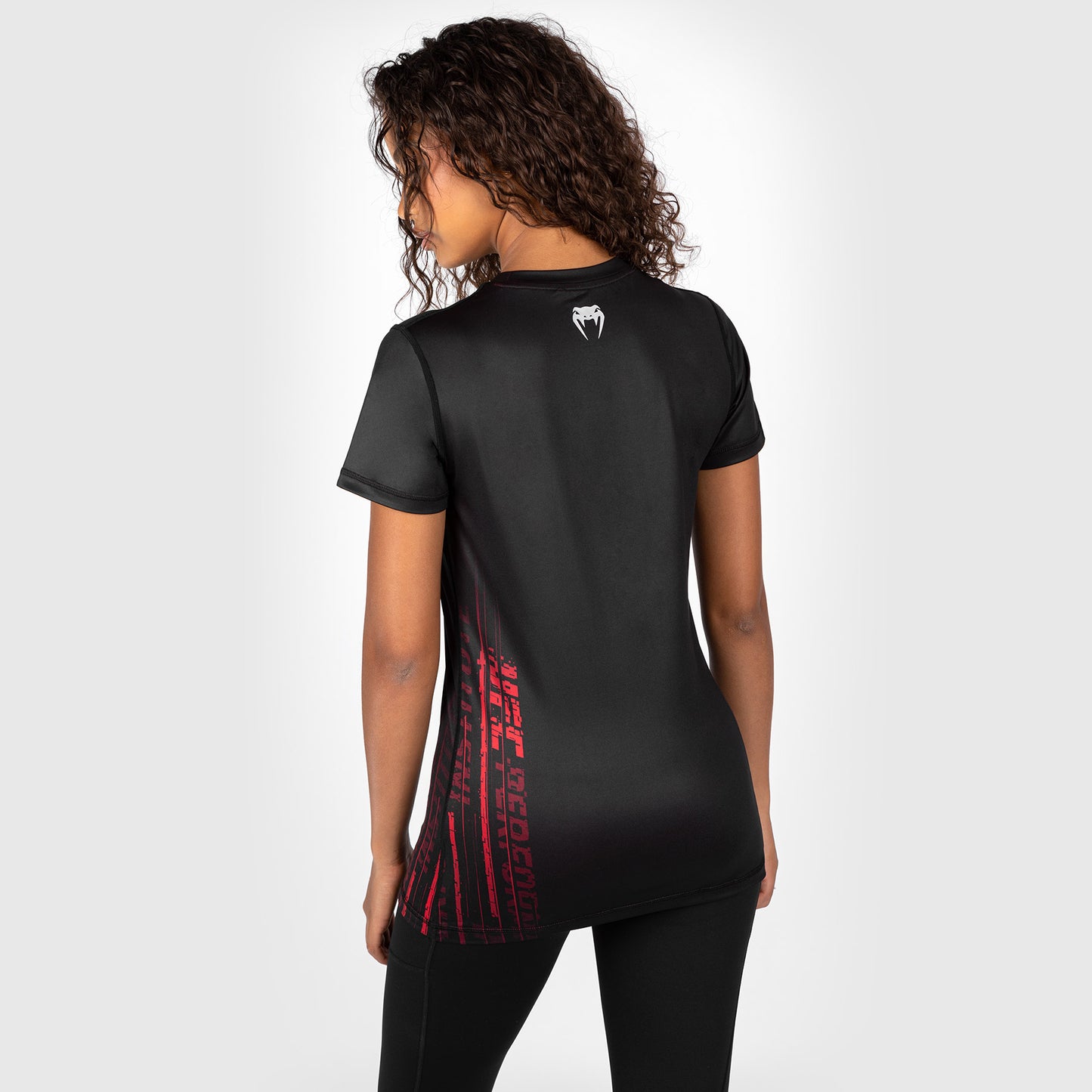 UFC Venum Performance Institute 2.0 Dry-Tech T-shirt für Frauen - Schwarz/Rot
