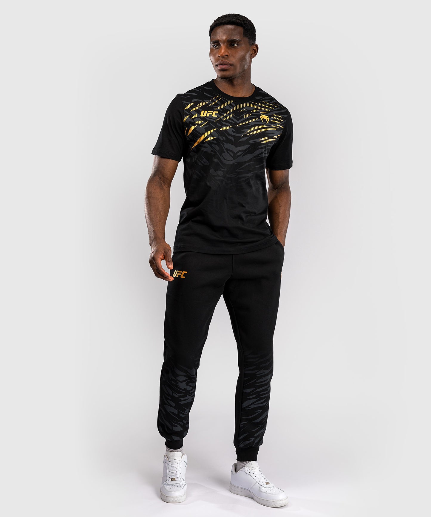 UFC Fusion by Venum Replica Herren Kurzarm T-Shirt - Champion