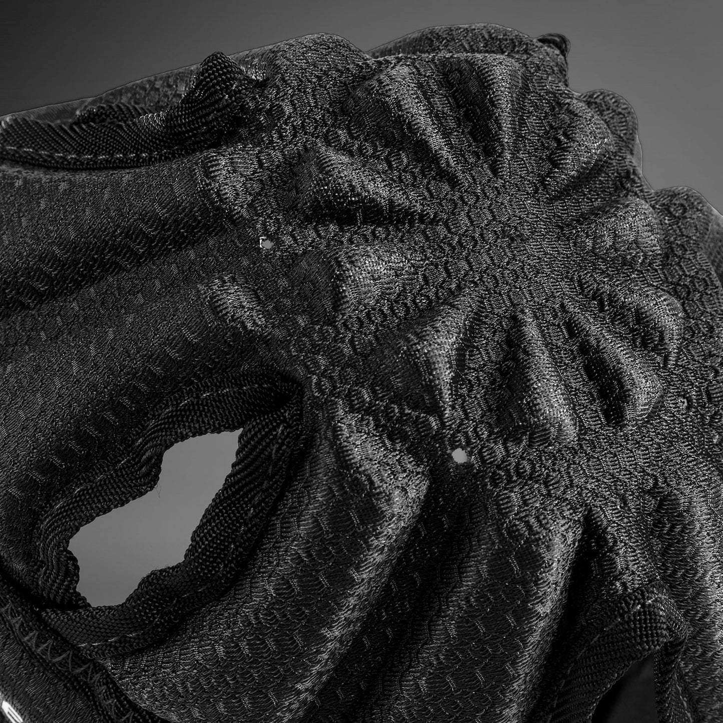 Venum Elite Protect Softshell Helm – Schwarz/Weiß