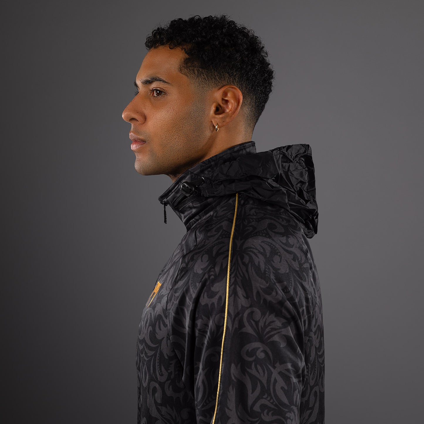 Venum x Topuria Unmatched Edition Track Jacket - Schwarz/Gold