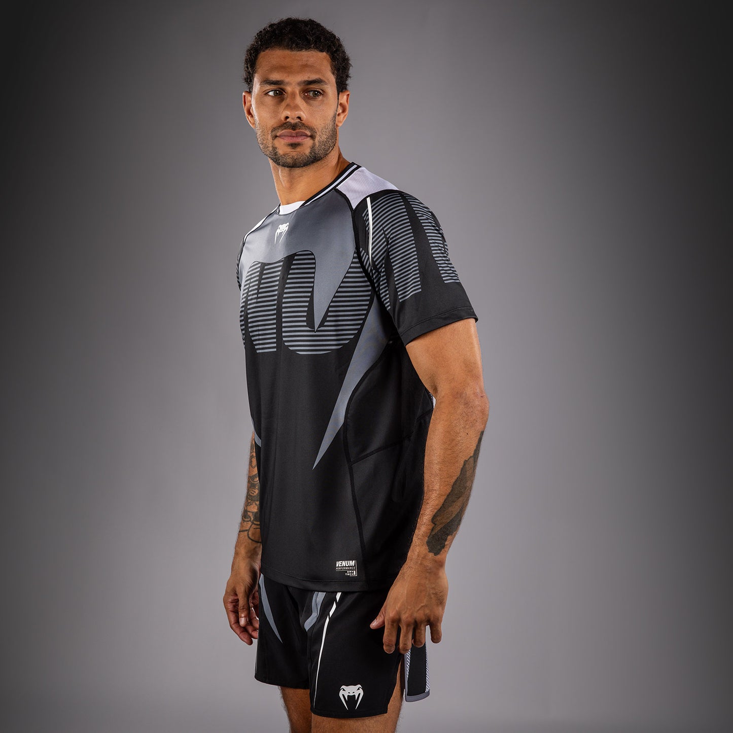Venum Adrenaline Dry Tech T-Shirt – Schwarz/Silbergrau