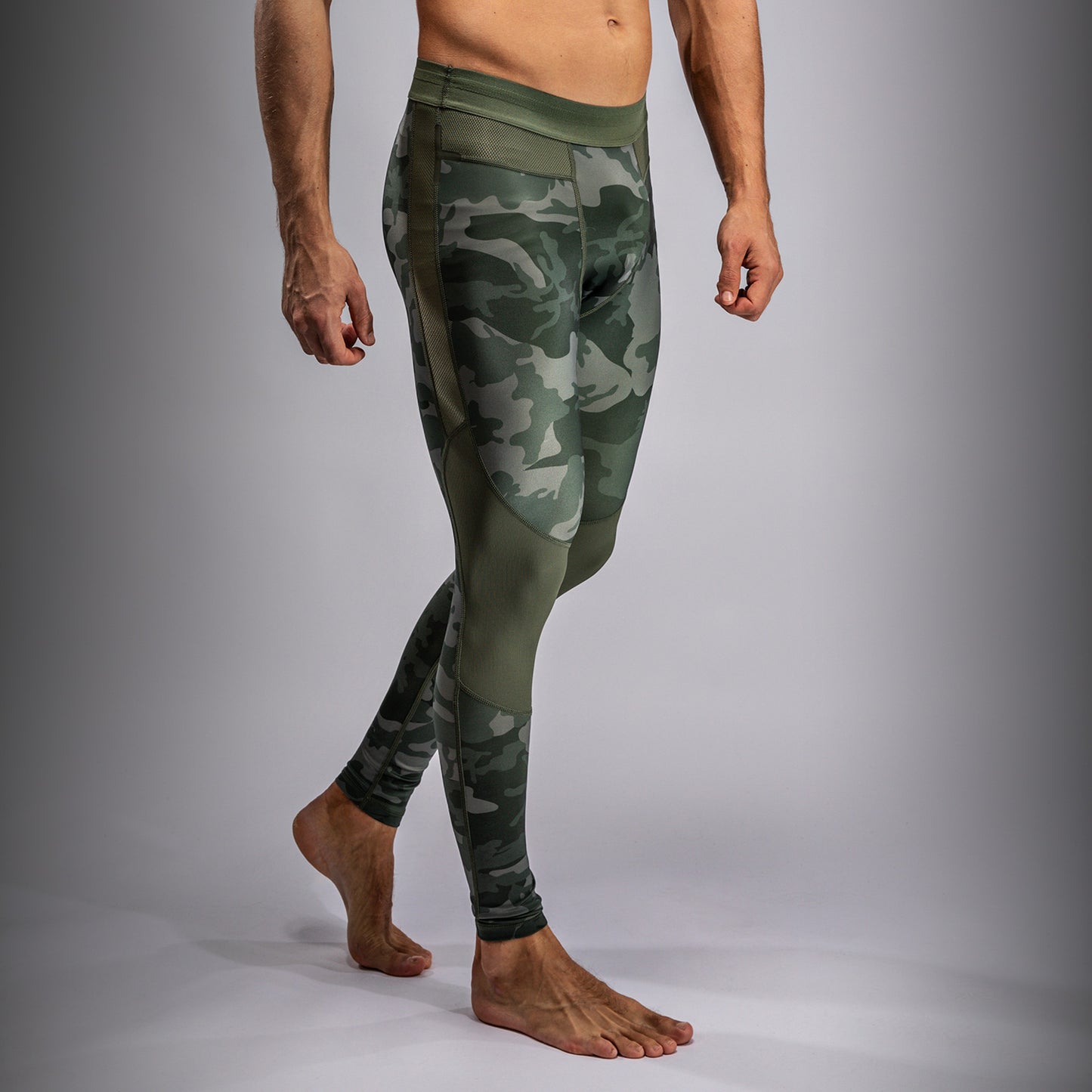 Venum G-Fit Air Herren Spats - Armee Tarnmuster