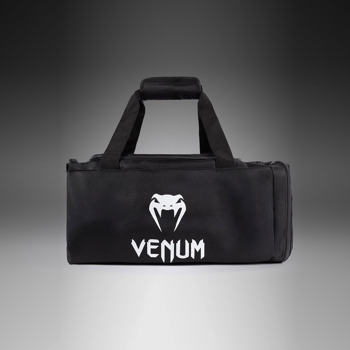 Venum Essential Sporttasche (26L) - Schwarz