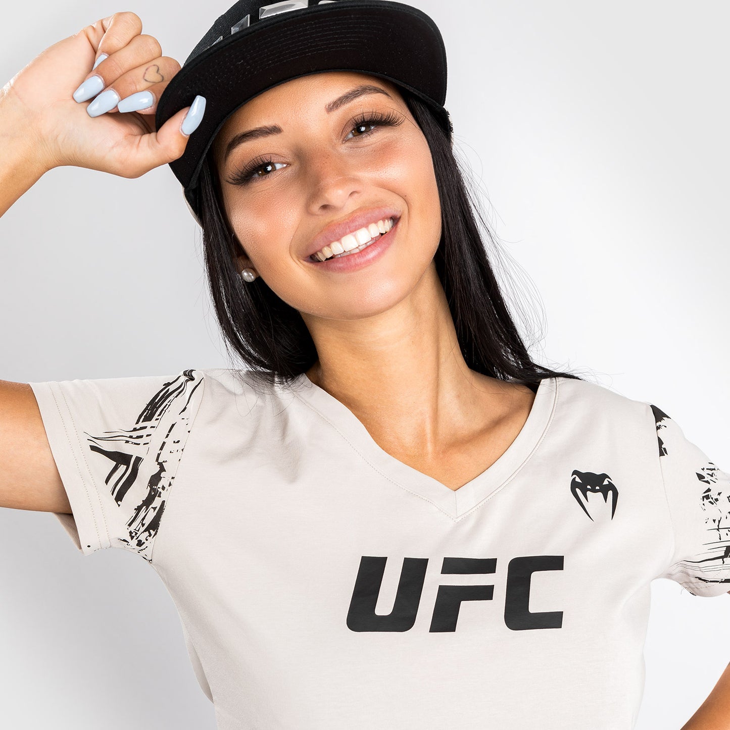 UFC Venum Authentic Fight Week 2.0 T-Shirt – Für Frauen – Sand