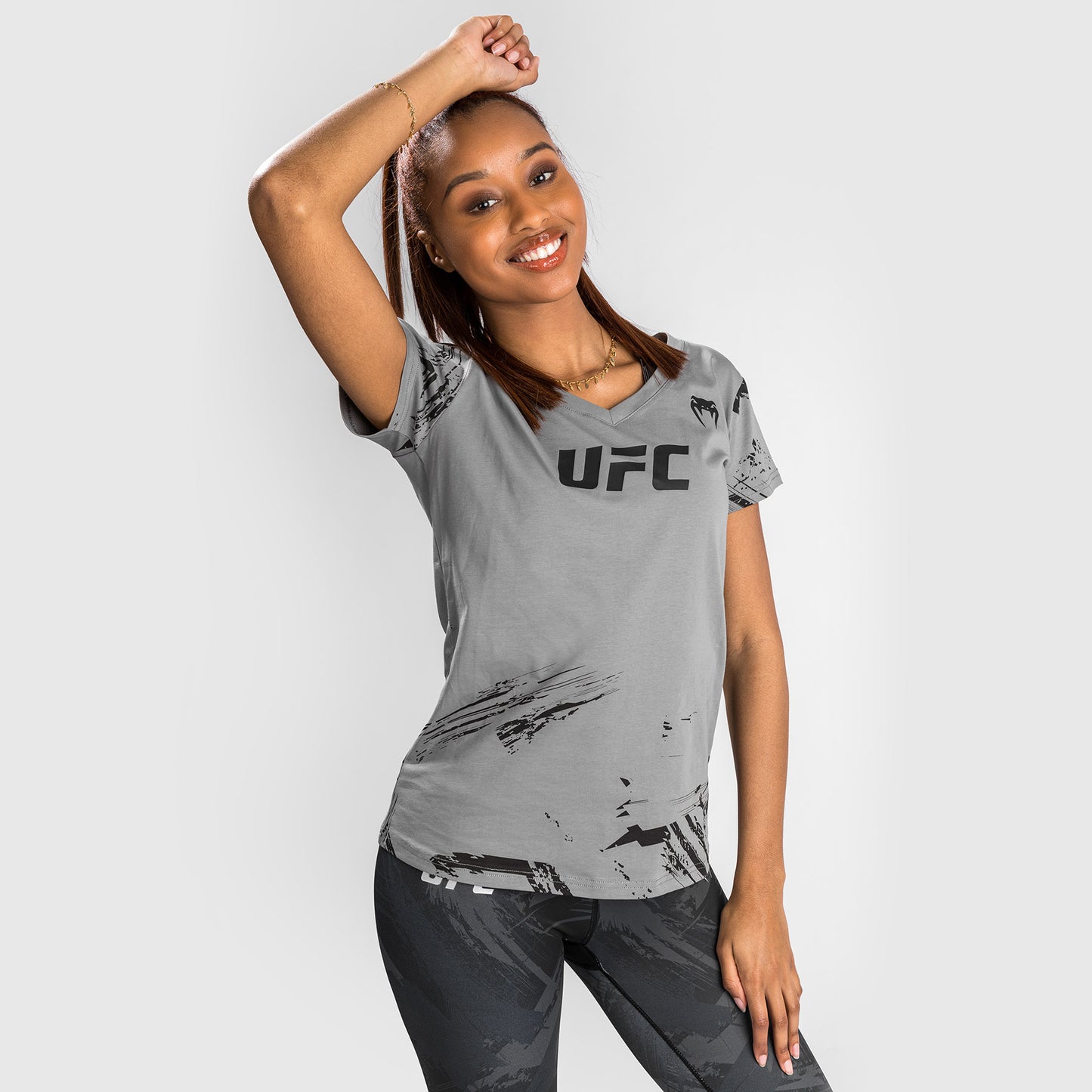 UFC Venum Authentic Fight Week 2.0 T-Shirt – Für Frauen – Grau