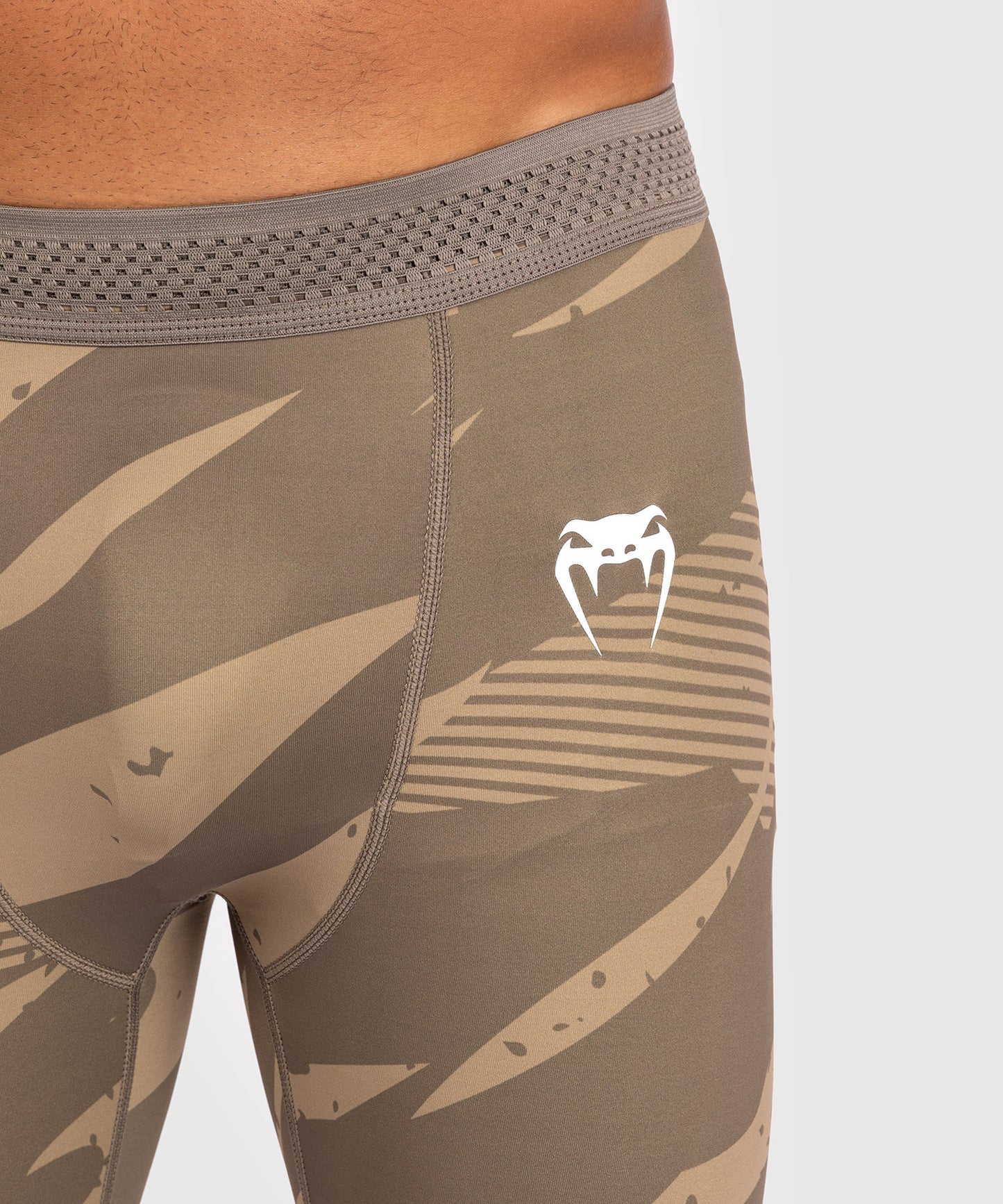 UFC Adrenaline by Venum Fight Week Männer Vale Tudo Shorts - Desert Camo