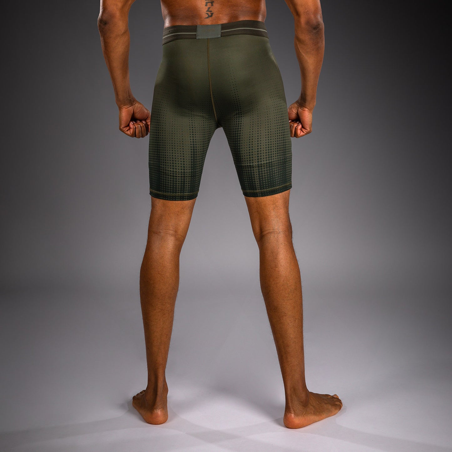 Venum Stealth Vale Tudo Kompressionsshort – Khaki/Dunkelgrün