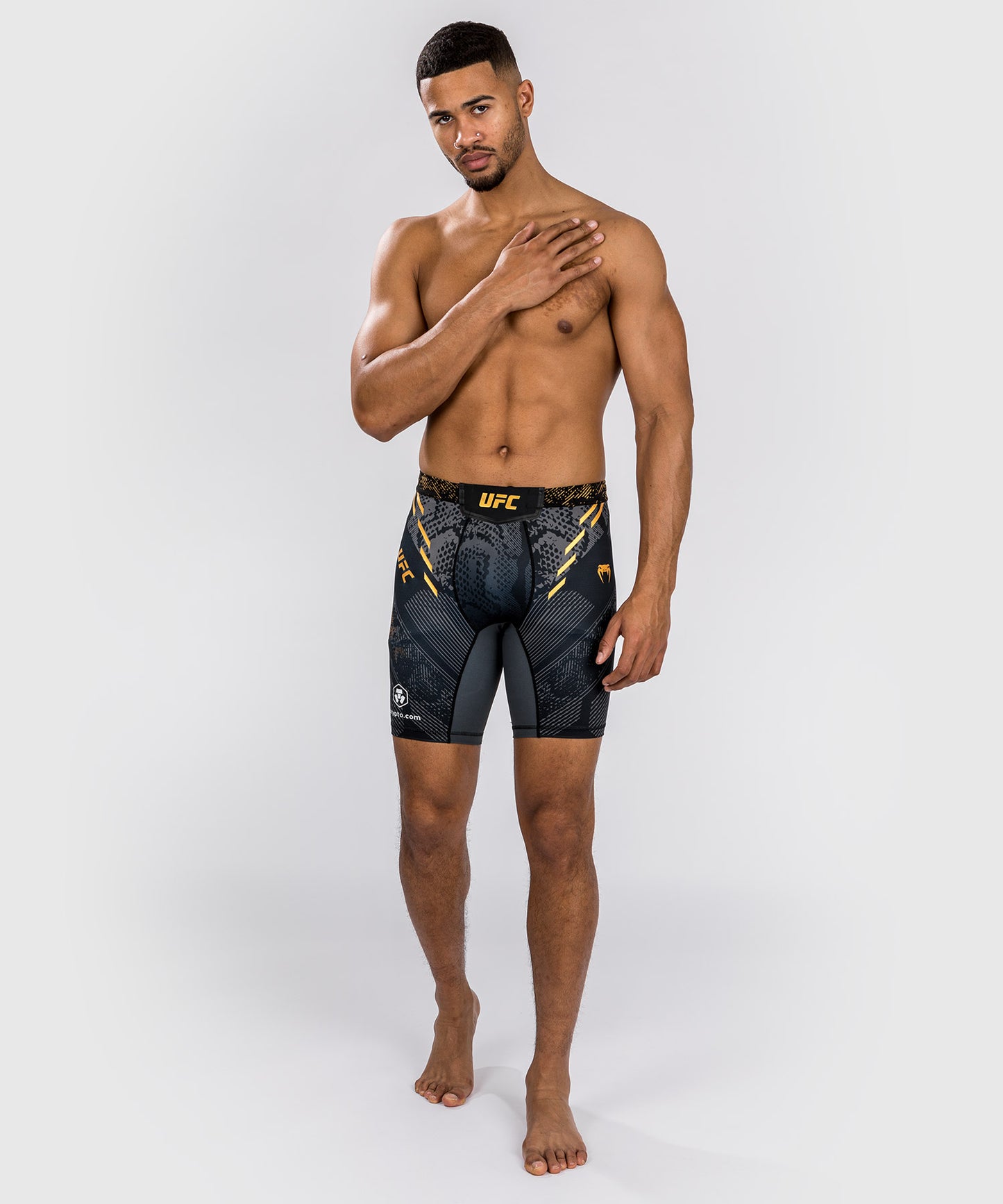UFC Adrenaline by Venum Authentic Fight Night Vale Tudo Short für Männer - Champion