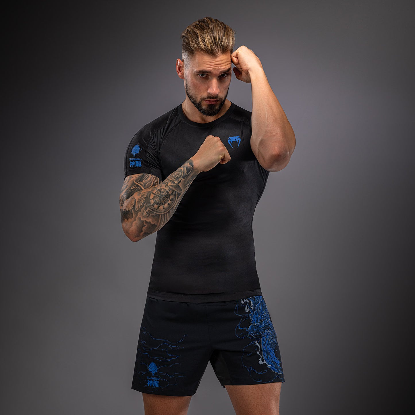 Venum Thunder Dragon Kurzarm Rashguard  – Schwarz/Königsblau