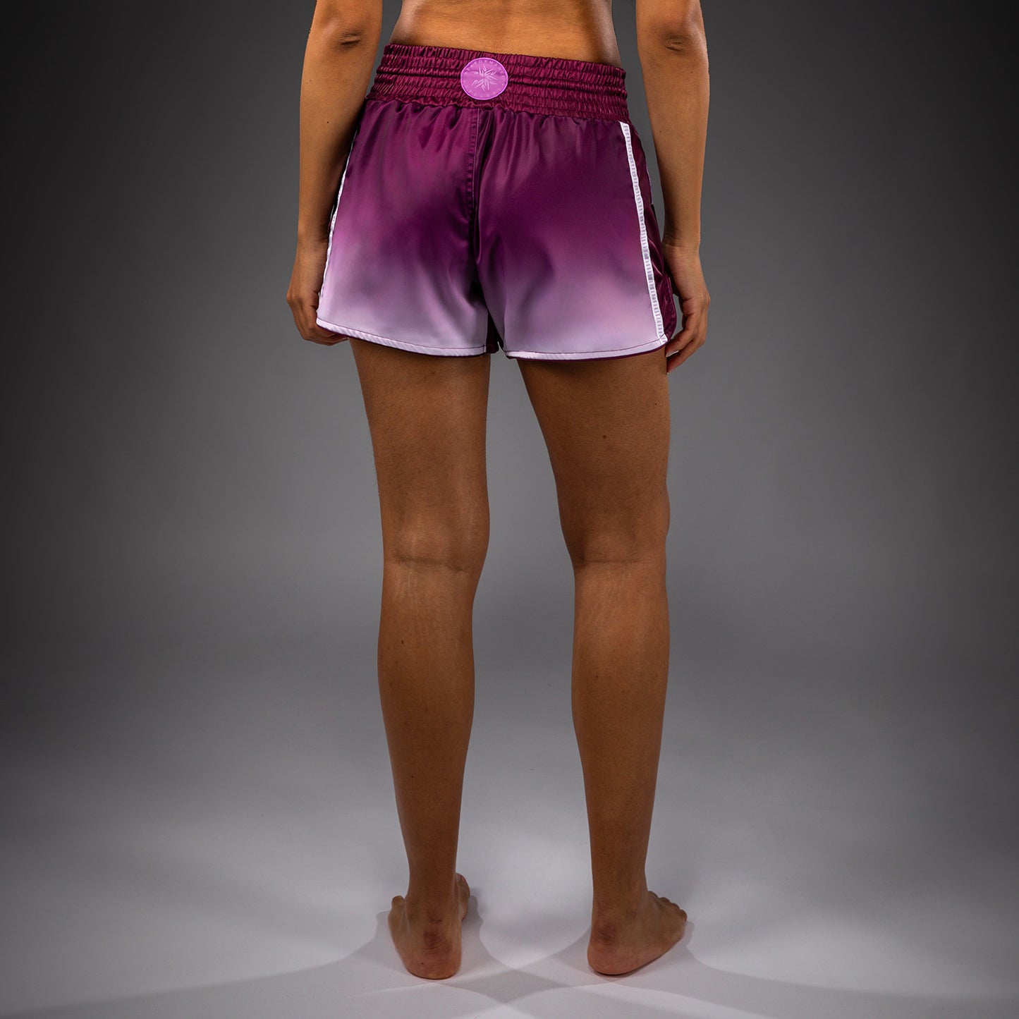 Venum Iris Muay Thai Shorts – Pflaume/Weiß