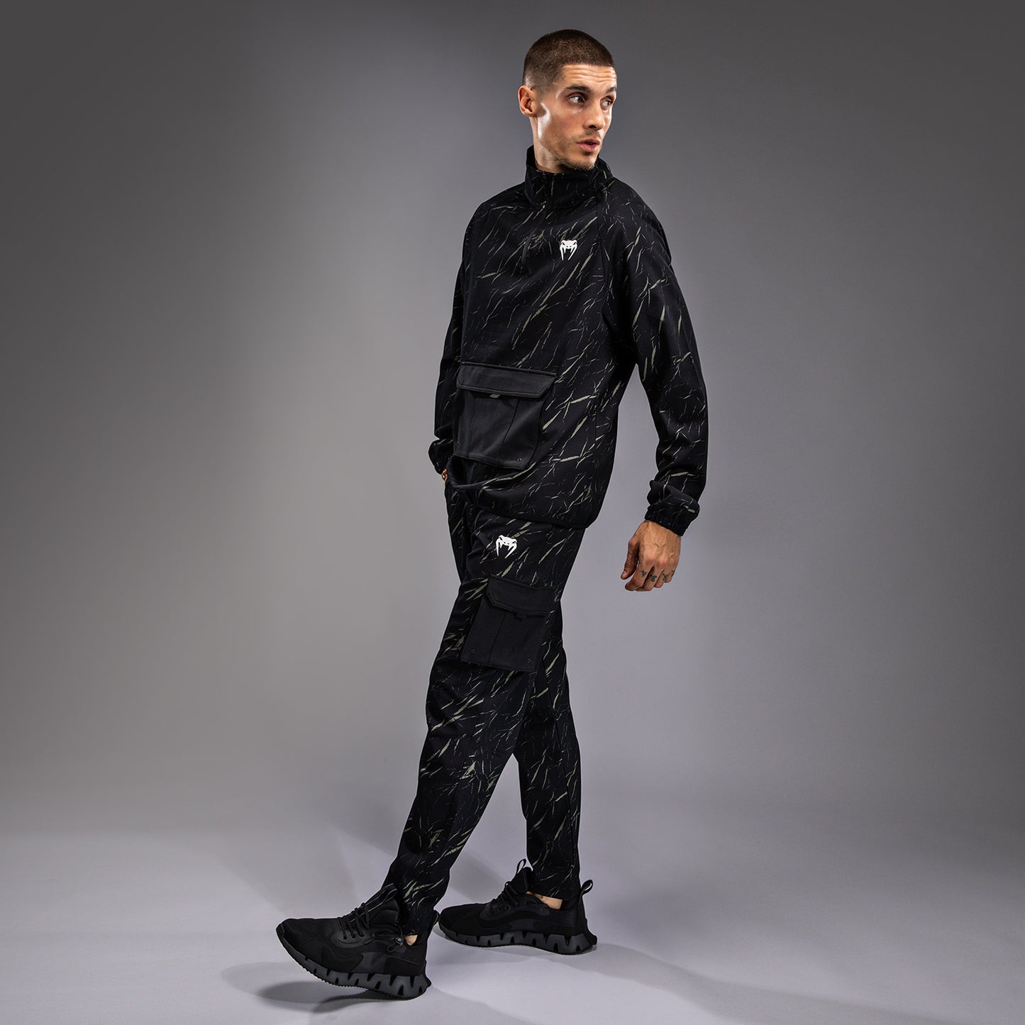 Venum Trooper Herren Trainingsanzug Jacke - Schwarz/Sandstein