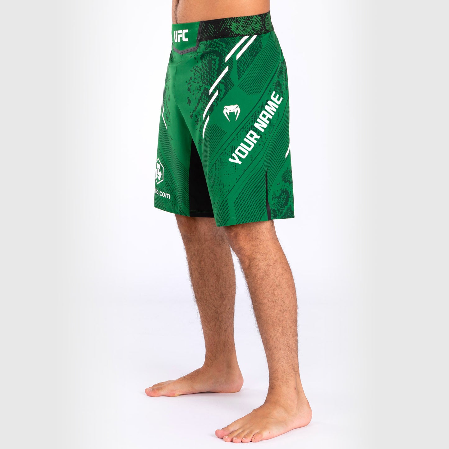 UFC Adrenaline by Venum Personalisierte Authentische Fight Night Herren-Kampfshorts - Lange Passform - Grün