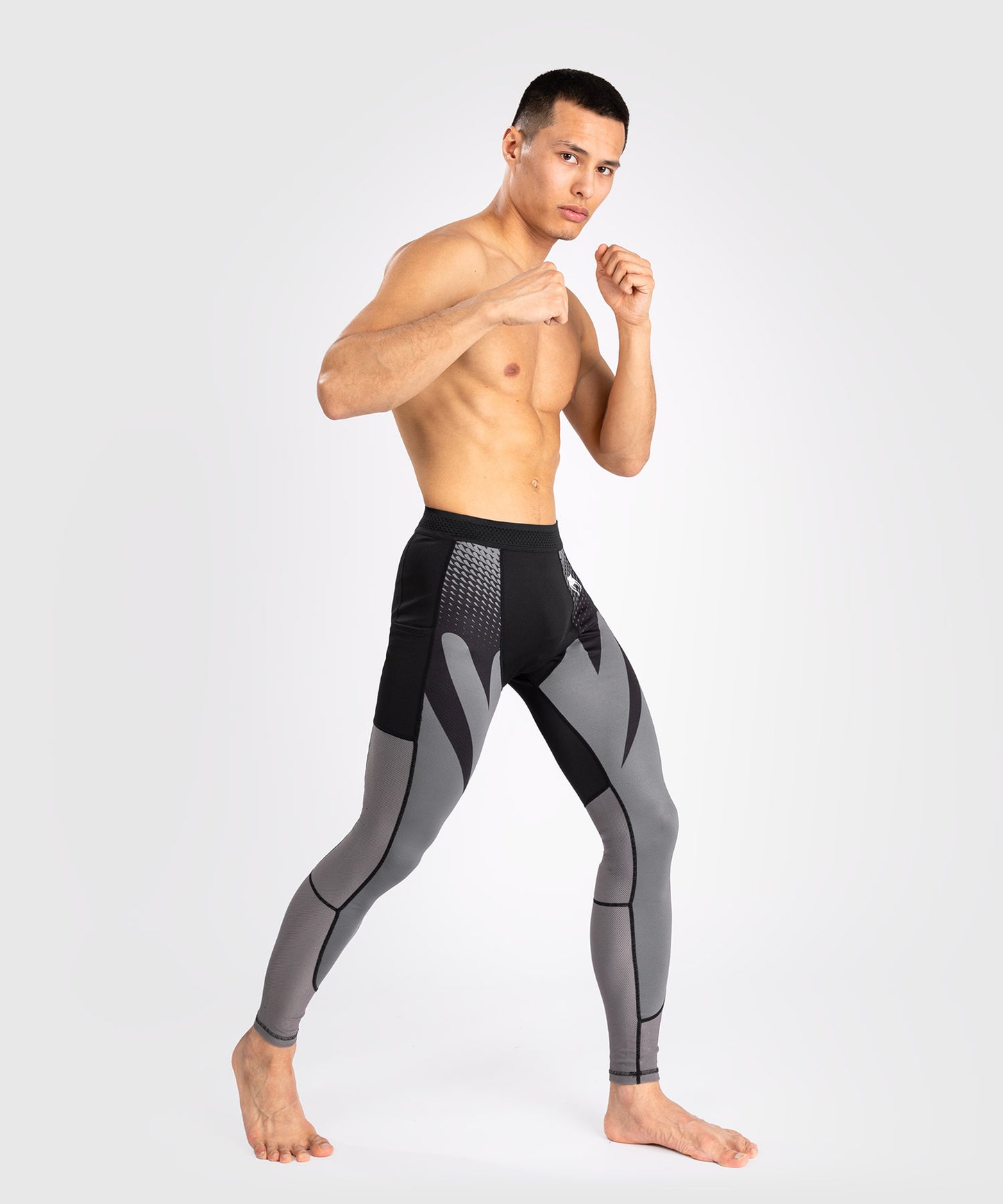 Venum Attack Herren Gamaschen - Schwarz