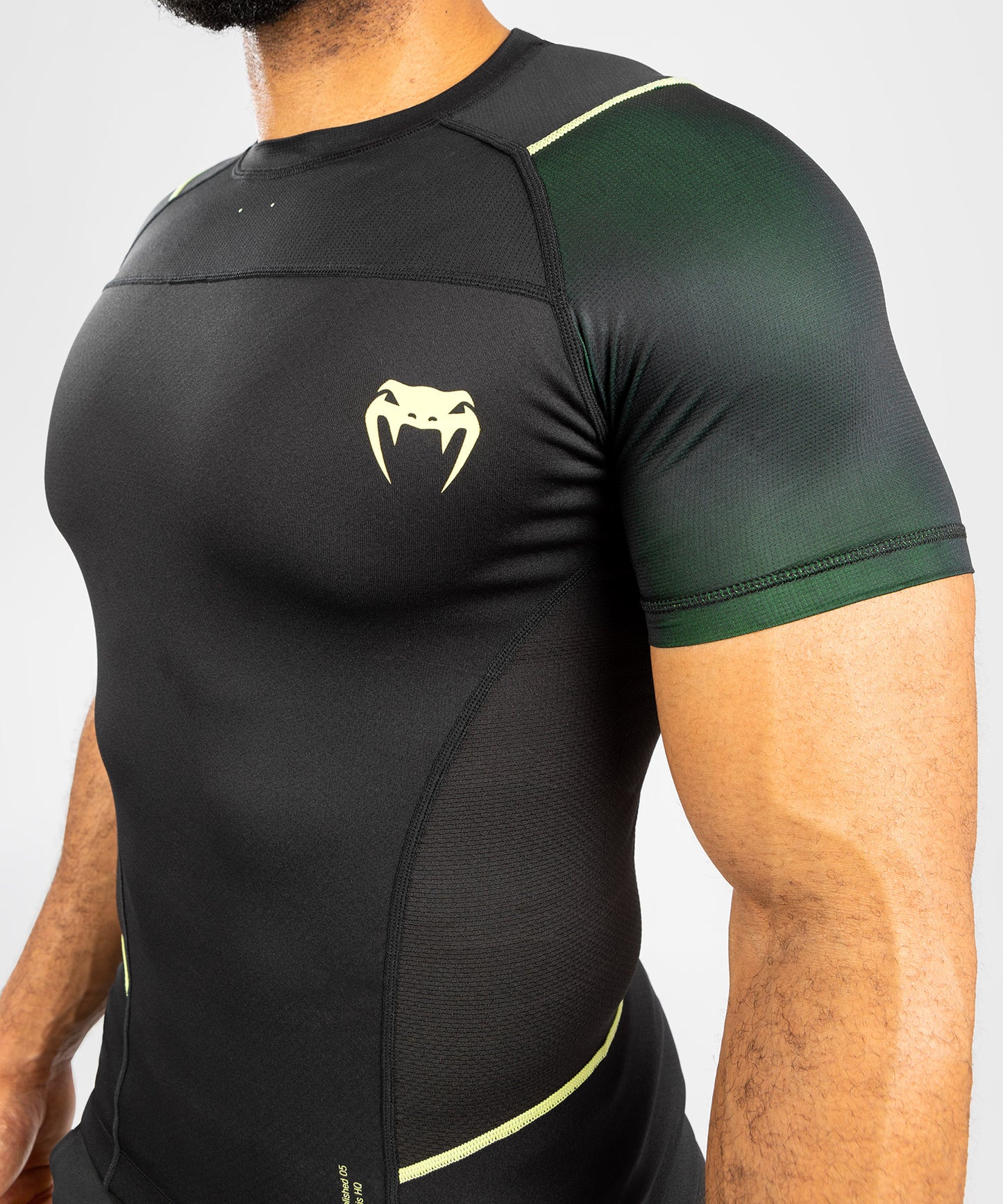 Venum Fusion 2.0  Herren Rashguard - kurze Ärmel - schwarz/gelb