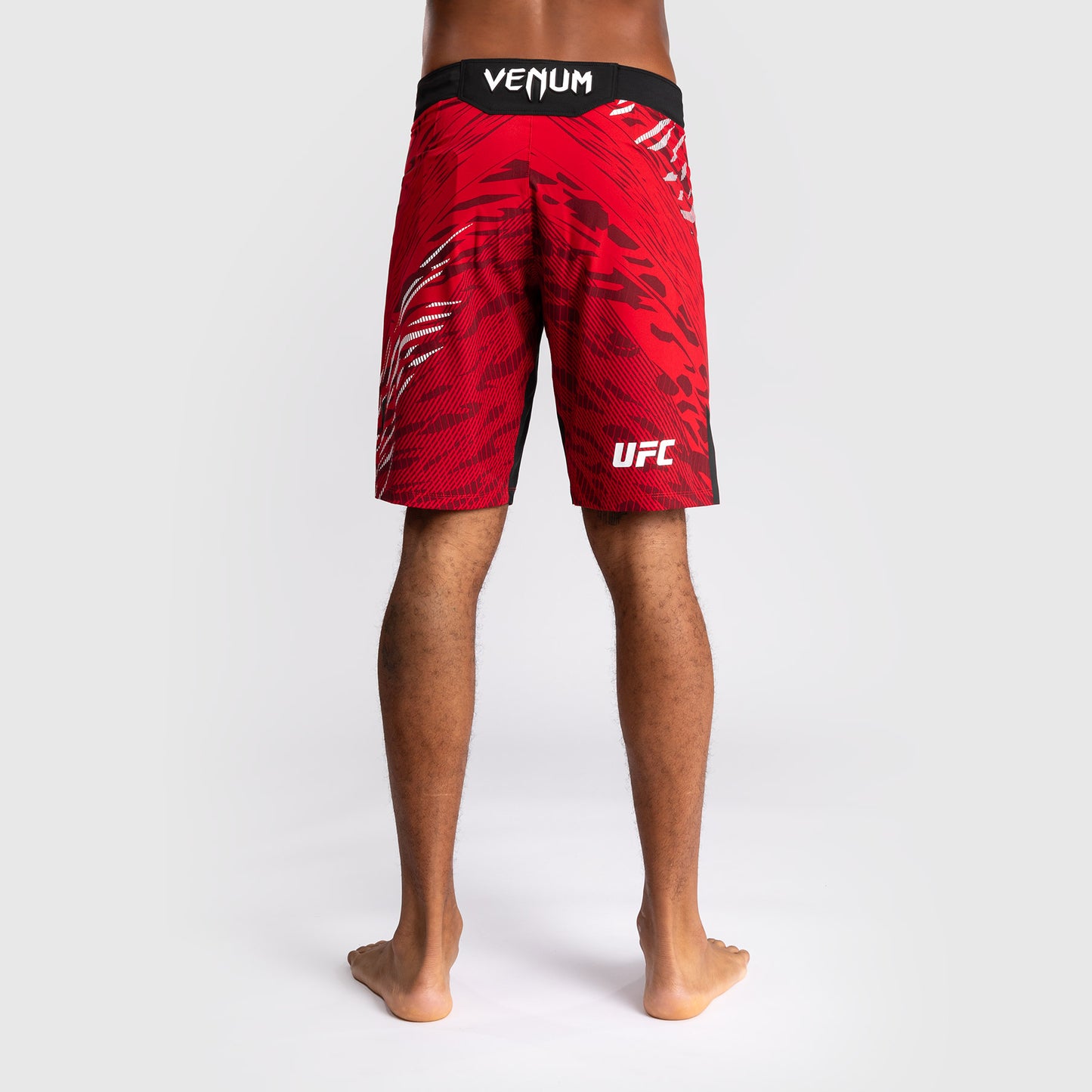 UFC Fusion by Venum Personalized Authentic Fight Night Herren Fight Short - Long Fit - Rot