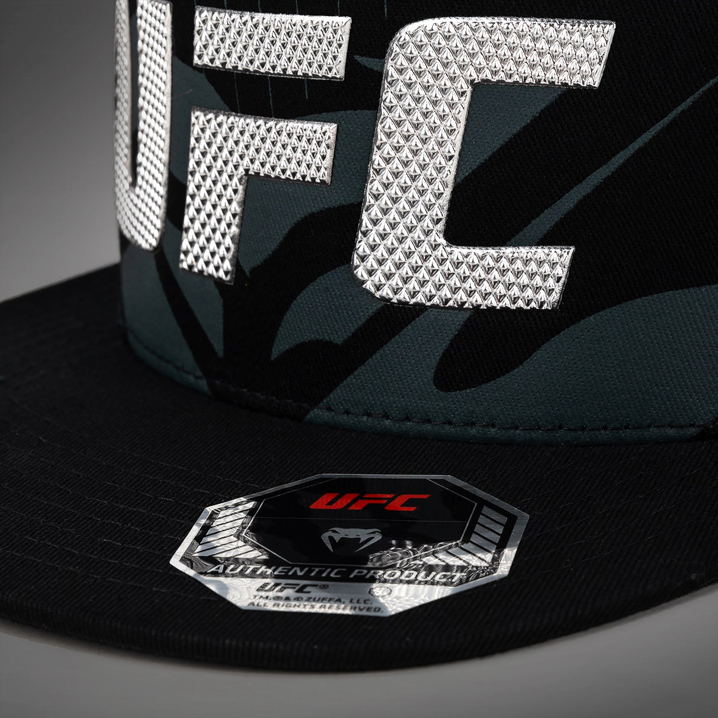 UFC Fusion by Venum Authentic Fight Night Sport Cap - Schwarz