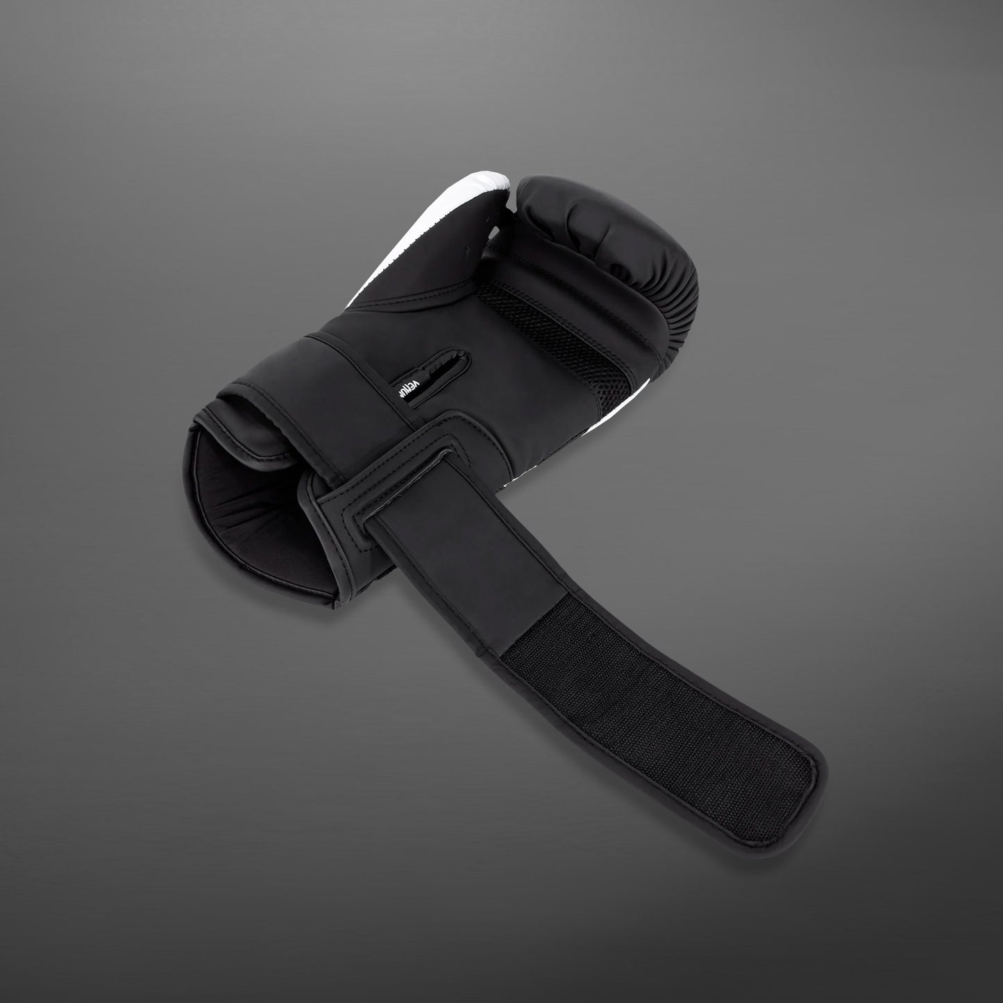 Venum Challenger 4.0 Boxhandschuhe - Schwarz/Weiß