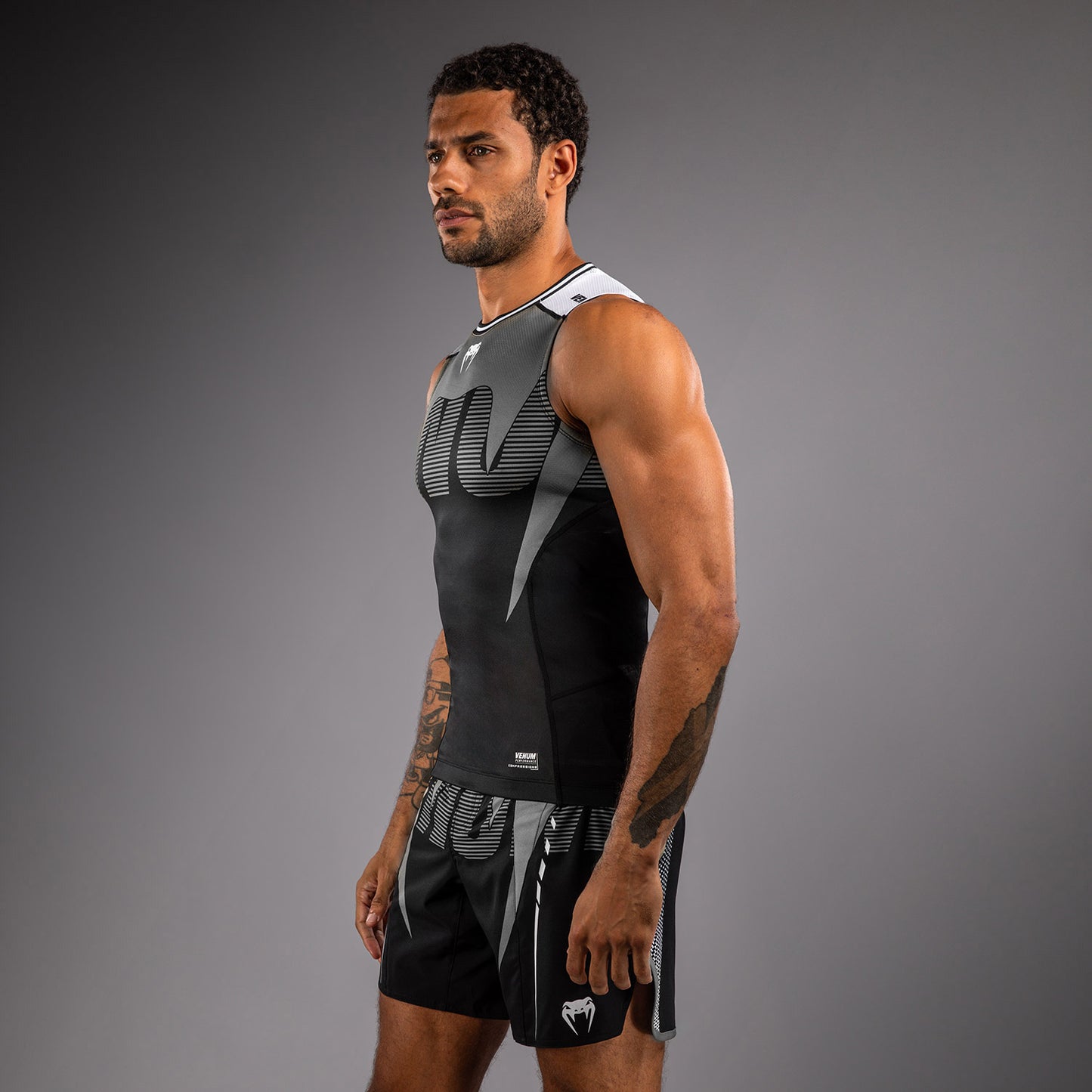 Venum Adrenaline Ärmelloses Rashguard – Schwarz/Silbergrau