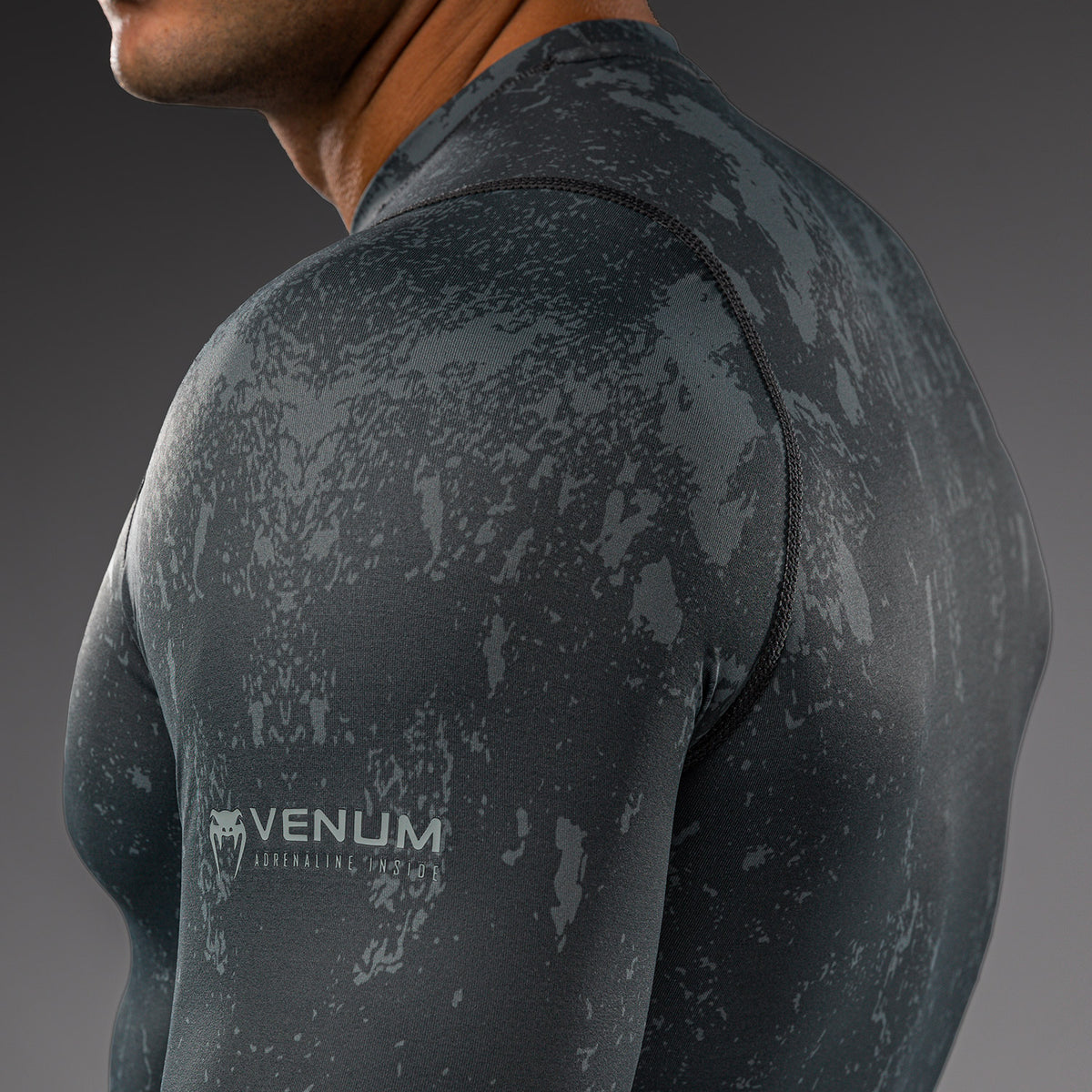 Venum x Batman Langarm-Rashguard - Schwarz/Grau/Rot