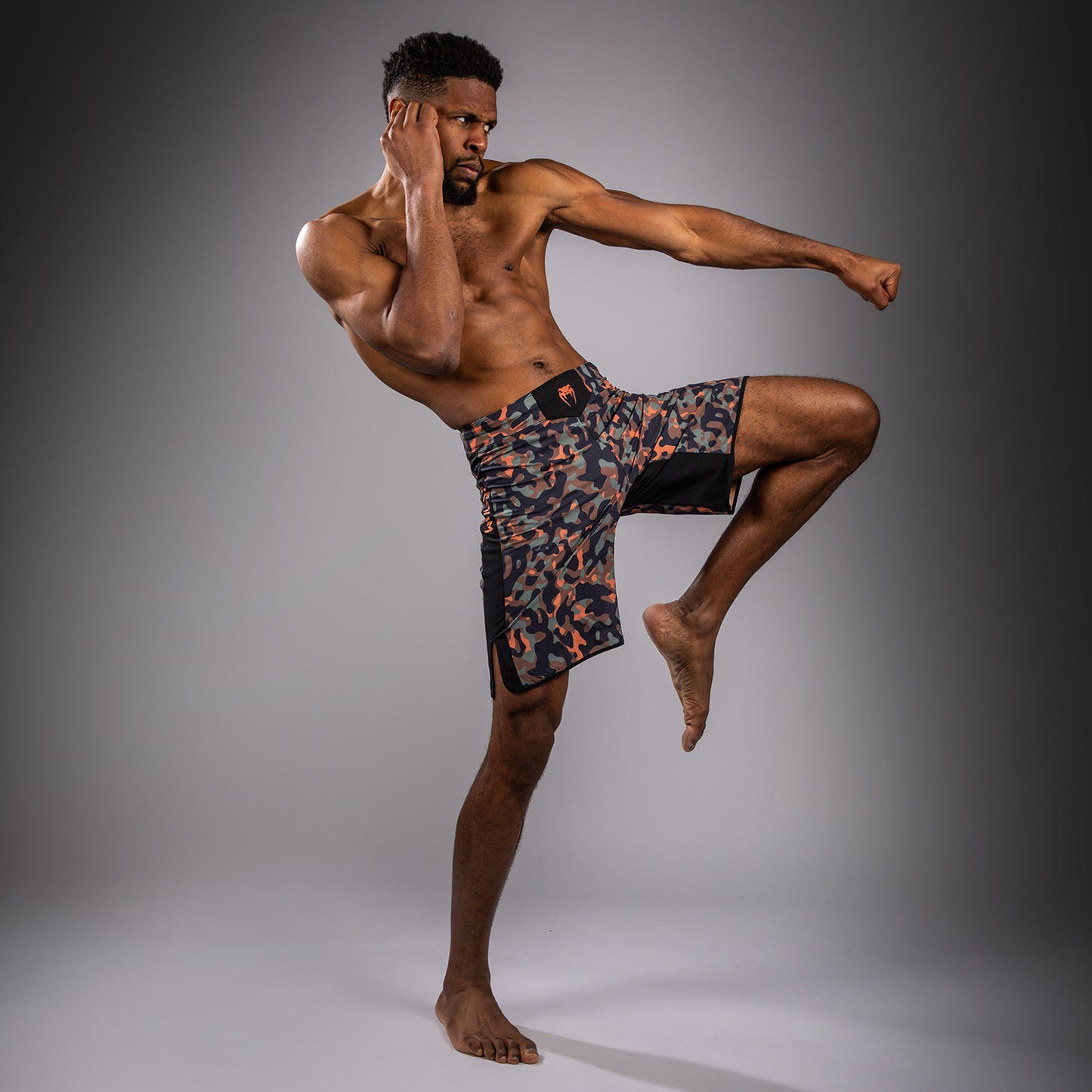 Venum Jungle Ops Herren-Kampfshorts - Canyon Camo