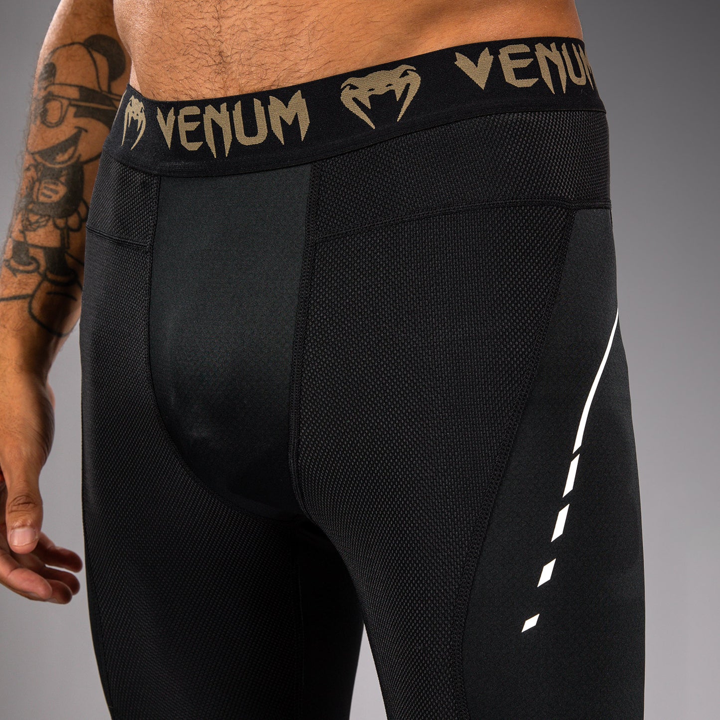 Venum Adrenaline Spats – Schwarz/Sand