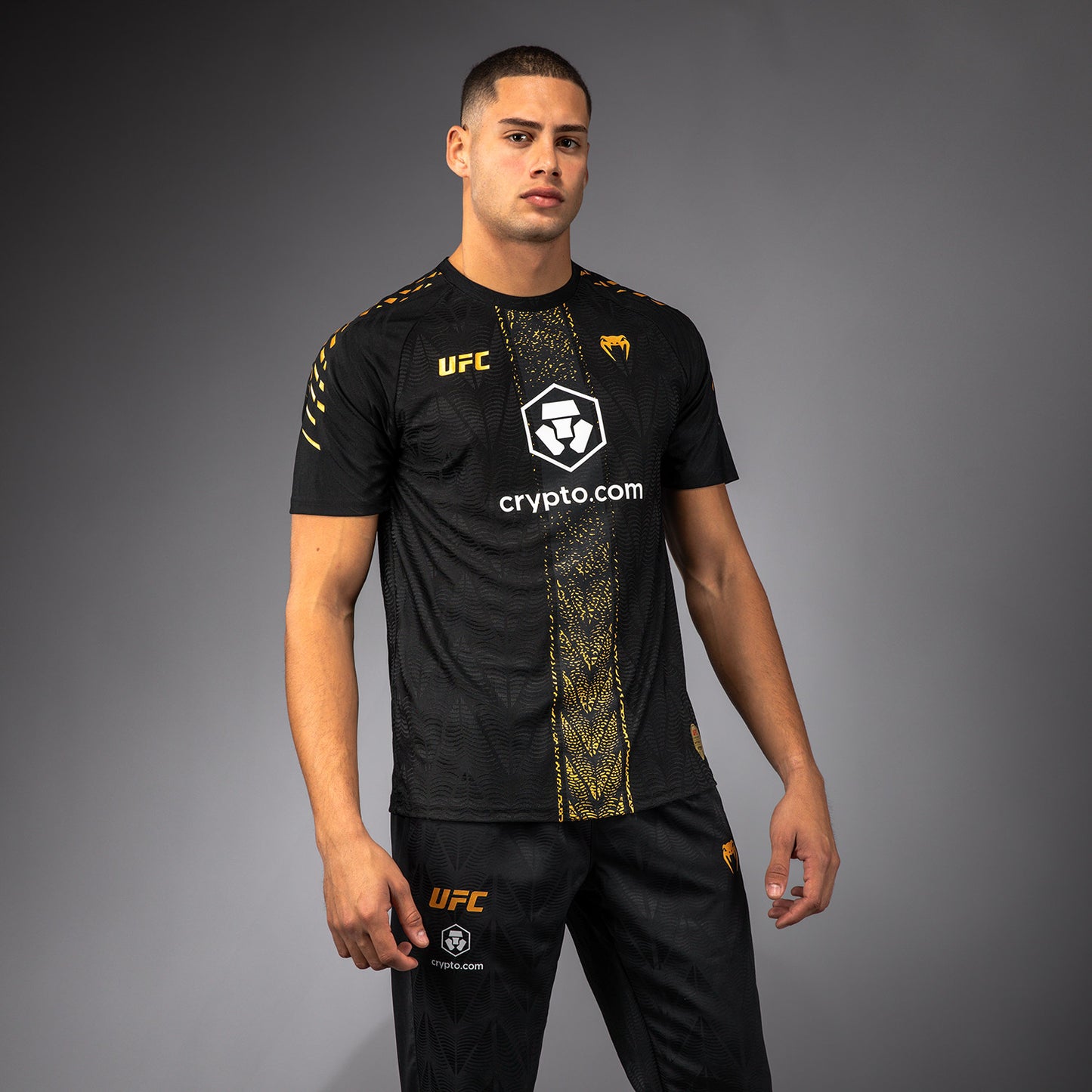 UFC Zenith by Venum Authentic Fight Night Offizielles Walkout-Trikot Herren Personalisiert - Champion