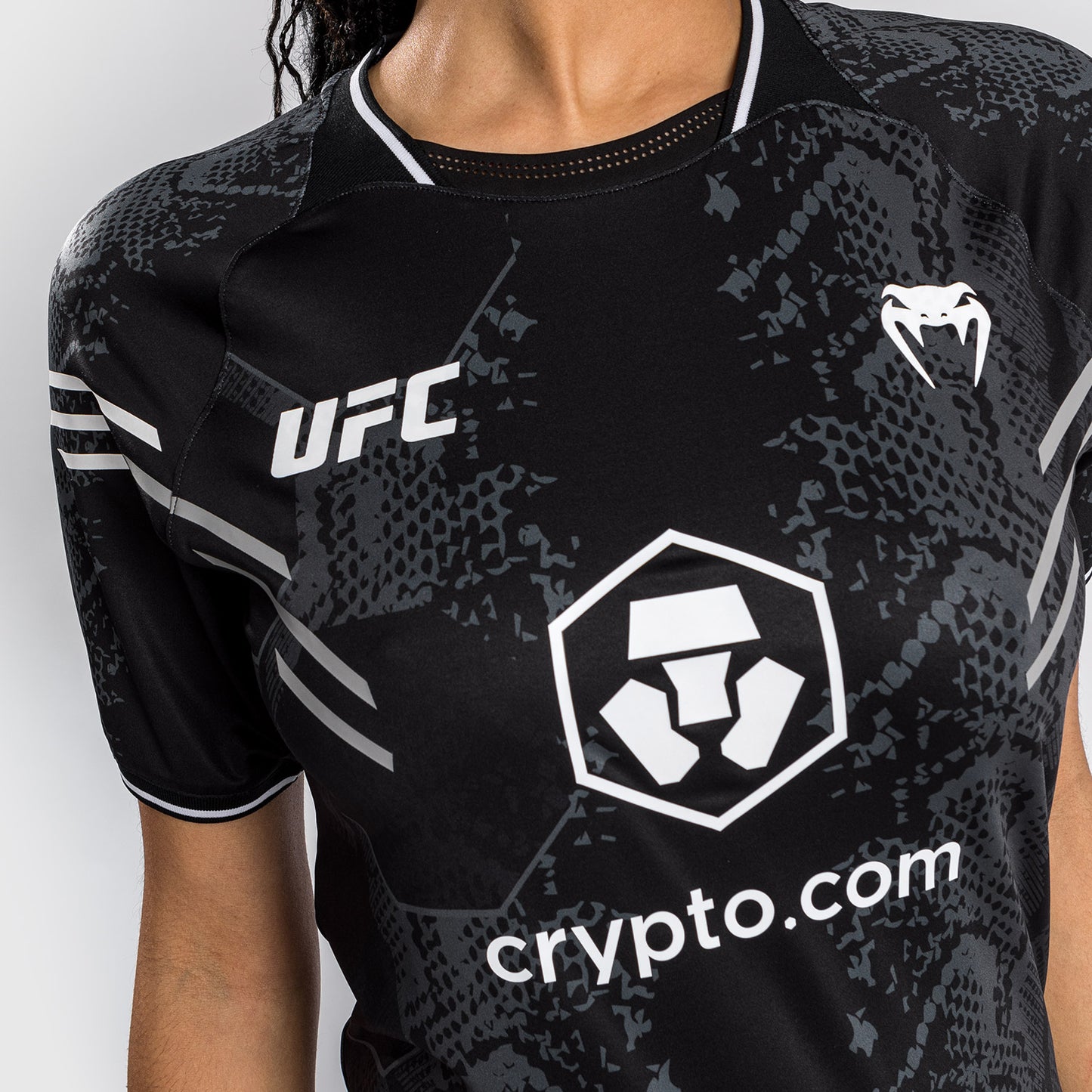 UFC Adrenaline von Venum personalisierte authentic Fight Night Frauen Walkout Jersey - schwarz