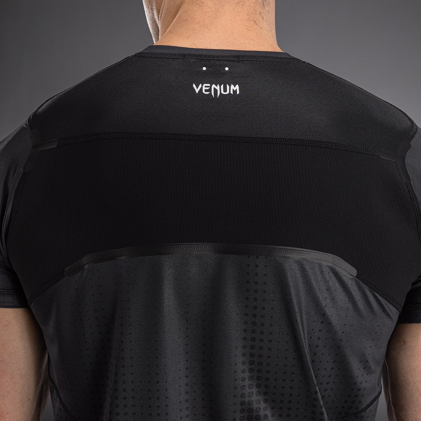 Venum Stealth Dry-Tech-T-Shirt – Schwarz/Weiß