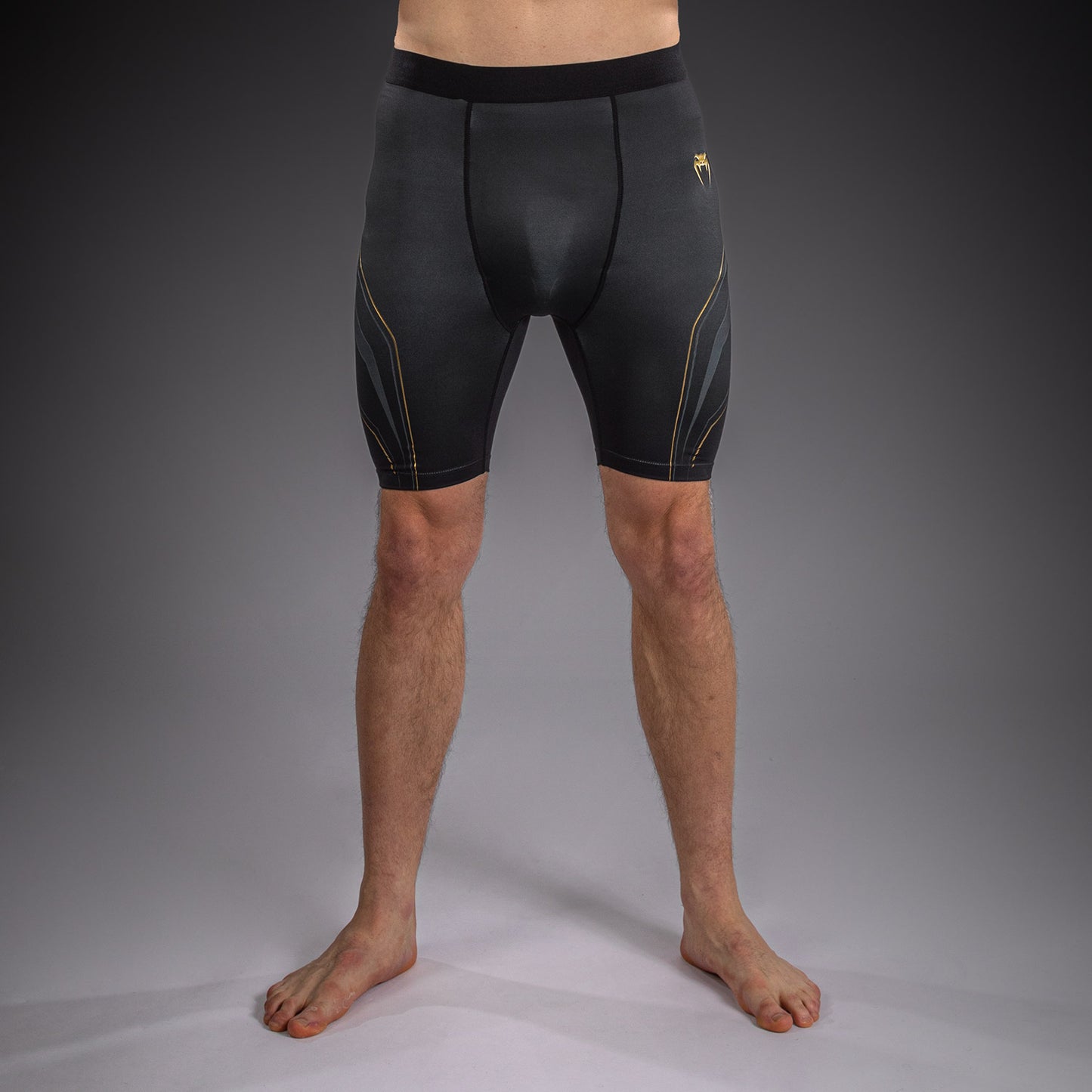 Venum Streamline Kompressionsshort – Schwarz/Gold