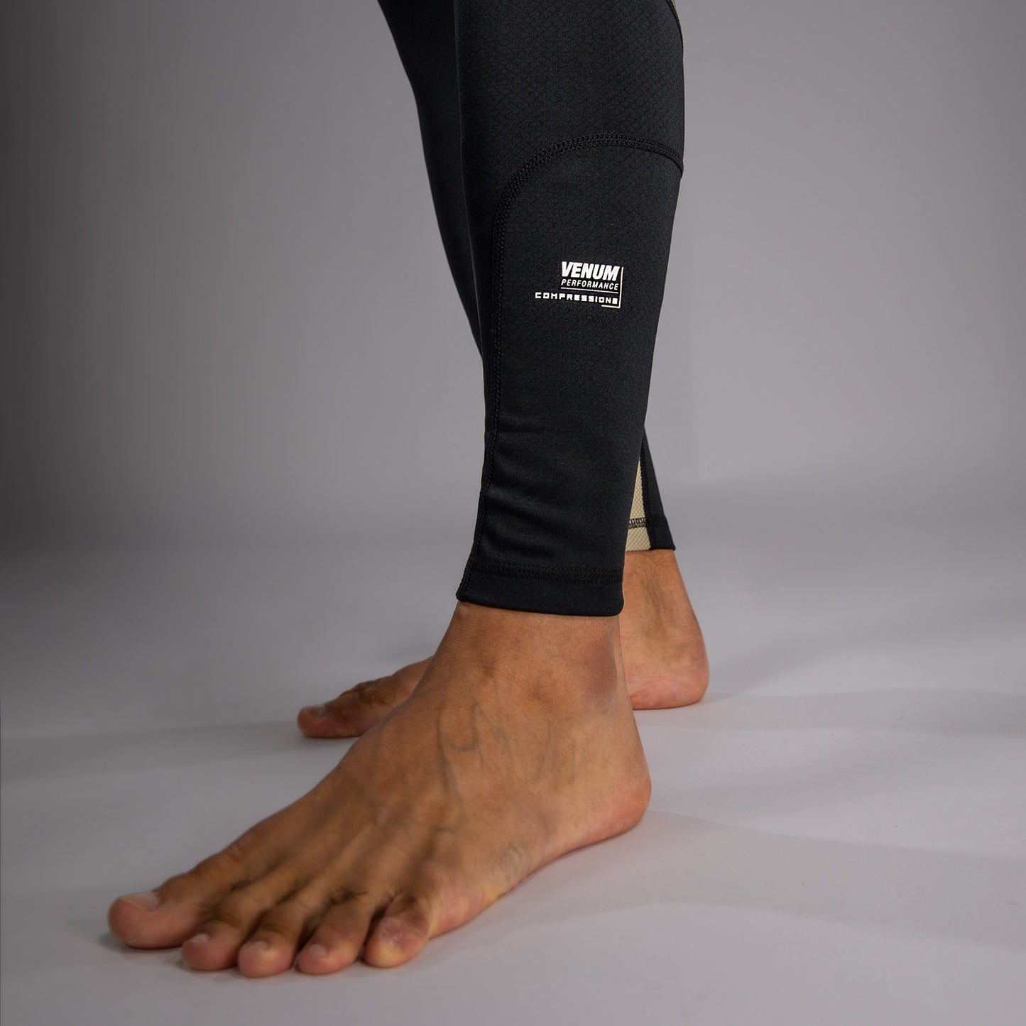 Venum Adrenaline Spats – Schwarz/Sand