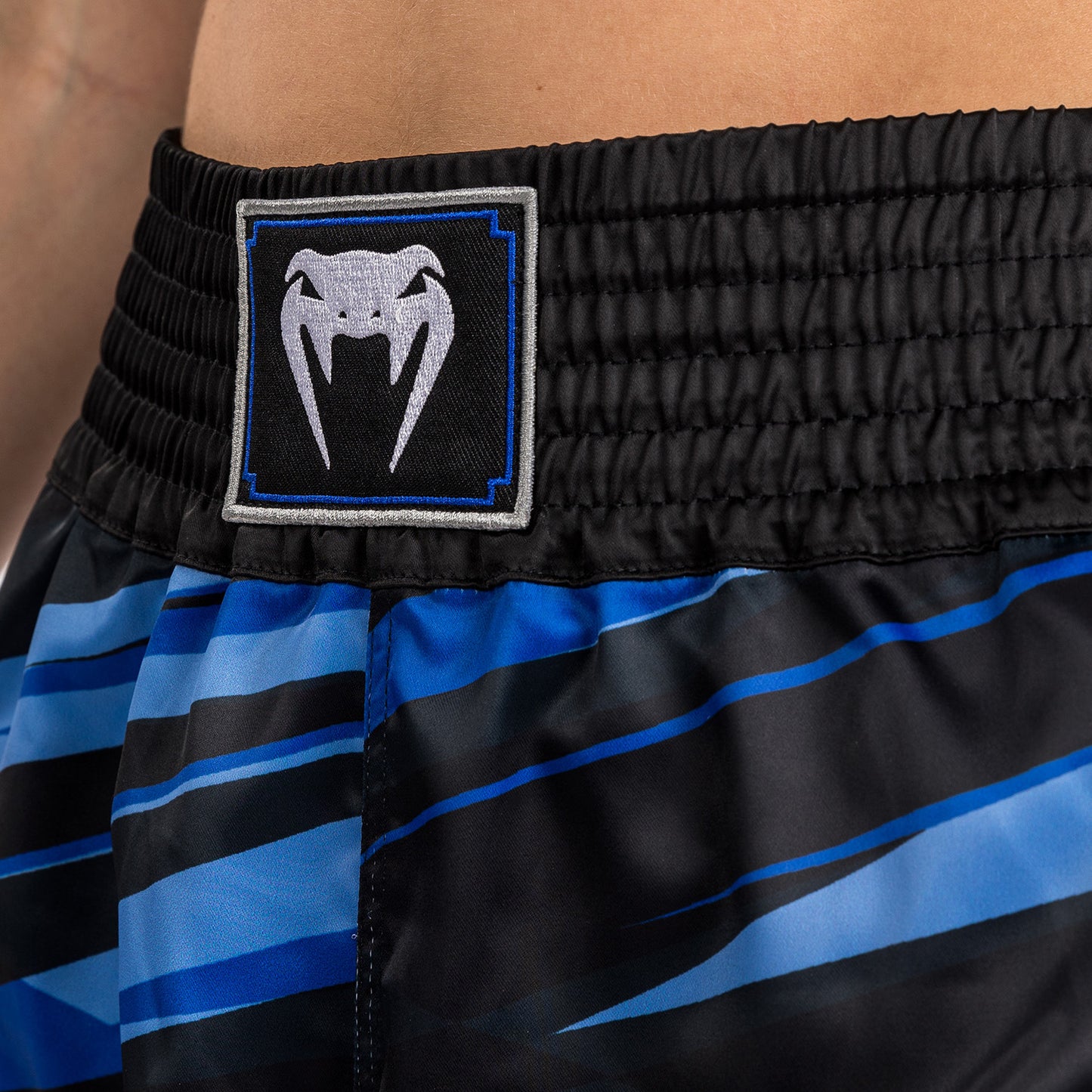 Venum Abyss Frauen Muay Thai Shorts - Schattenblau