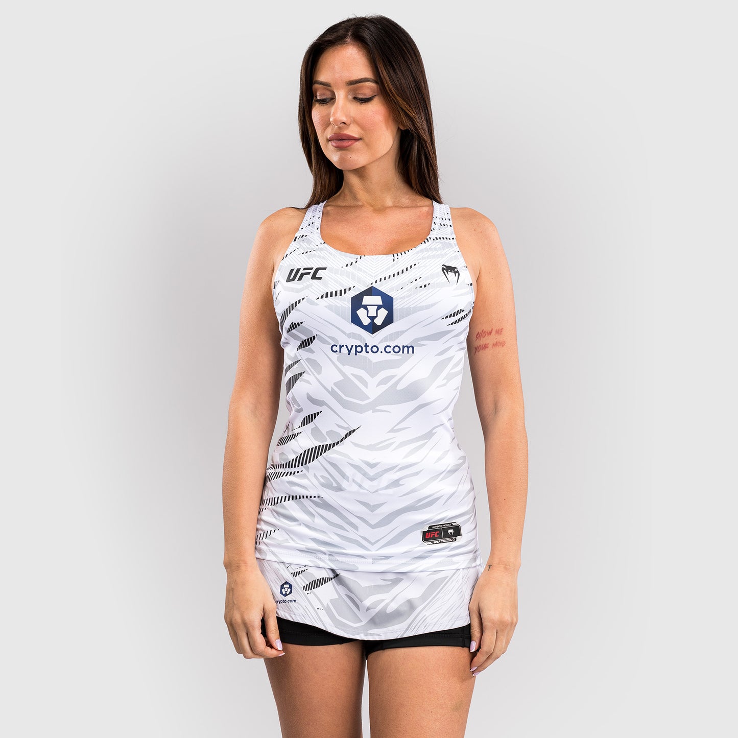 UFC Fusion by Venum Authentic Fight Night Damen Fitted Tank Mit Shelf Bra - Weiß