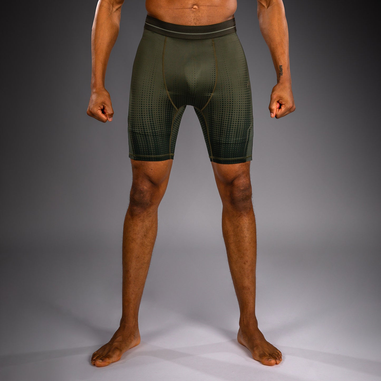 Venum Stealth Vale Tudo Kompressionsshort – Khaki/Dunkelgrün