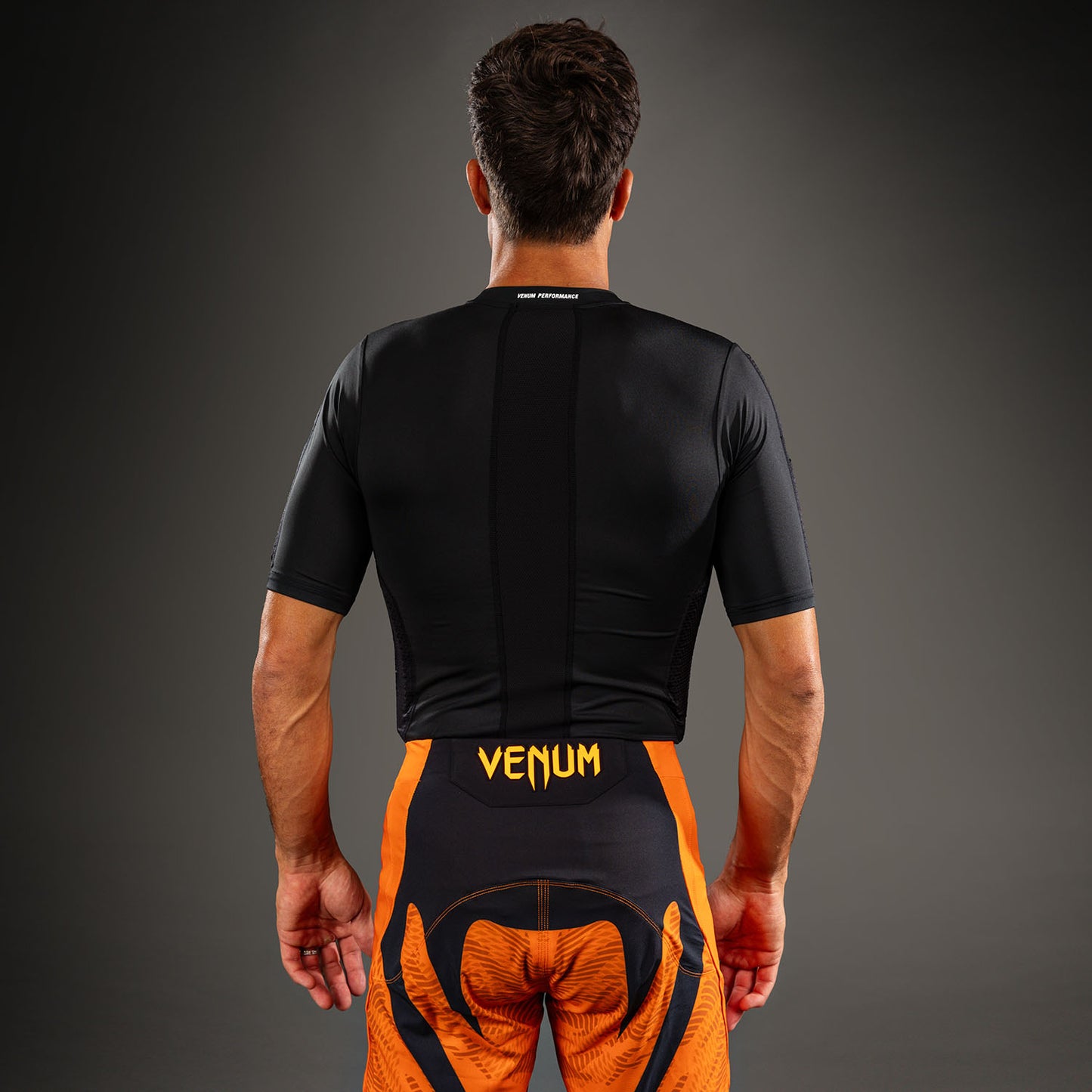 Venum MX Basics Protektoren-T-Shirt - Schwarz/Weiß