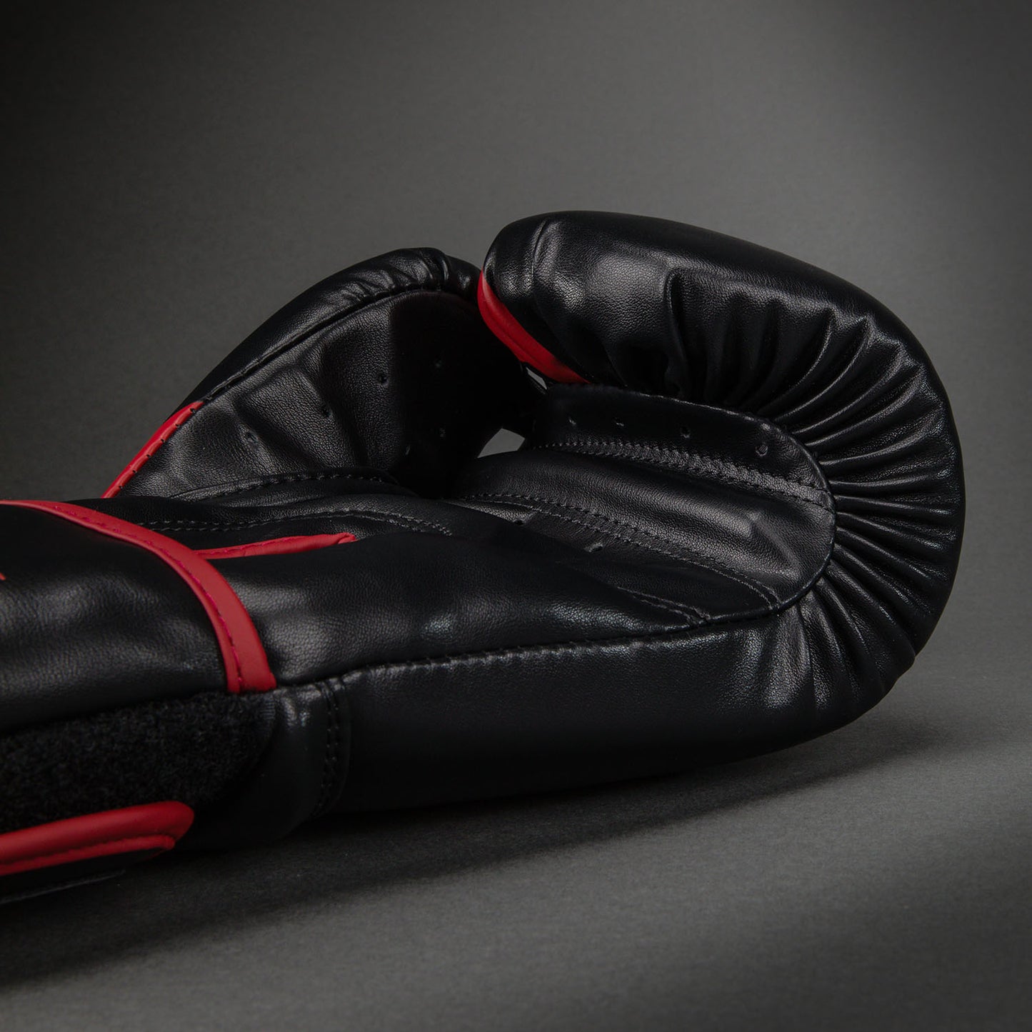 Venum Challenger 2.5 Boxhandschuhe – Schwarz/Rot