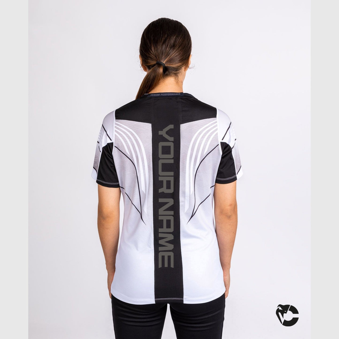 UFC Venum personalisierte authentische Fight Night 2.0 Frauen Walkout Jersey - weiß