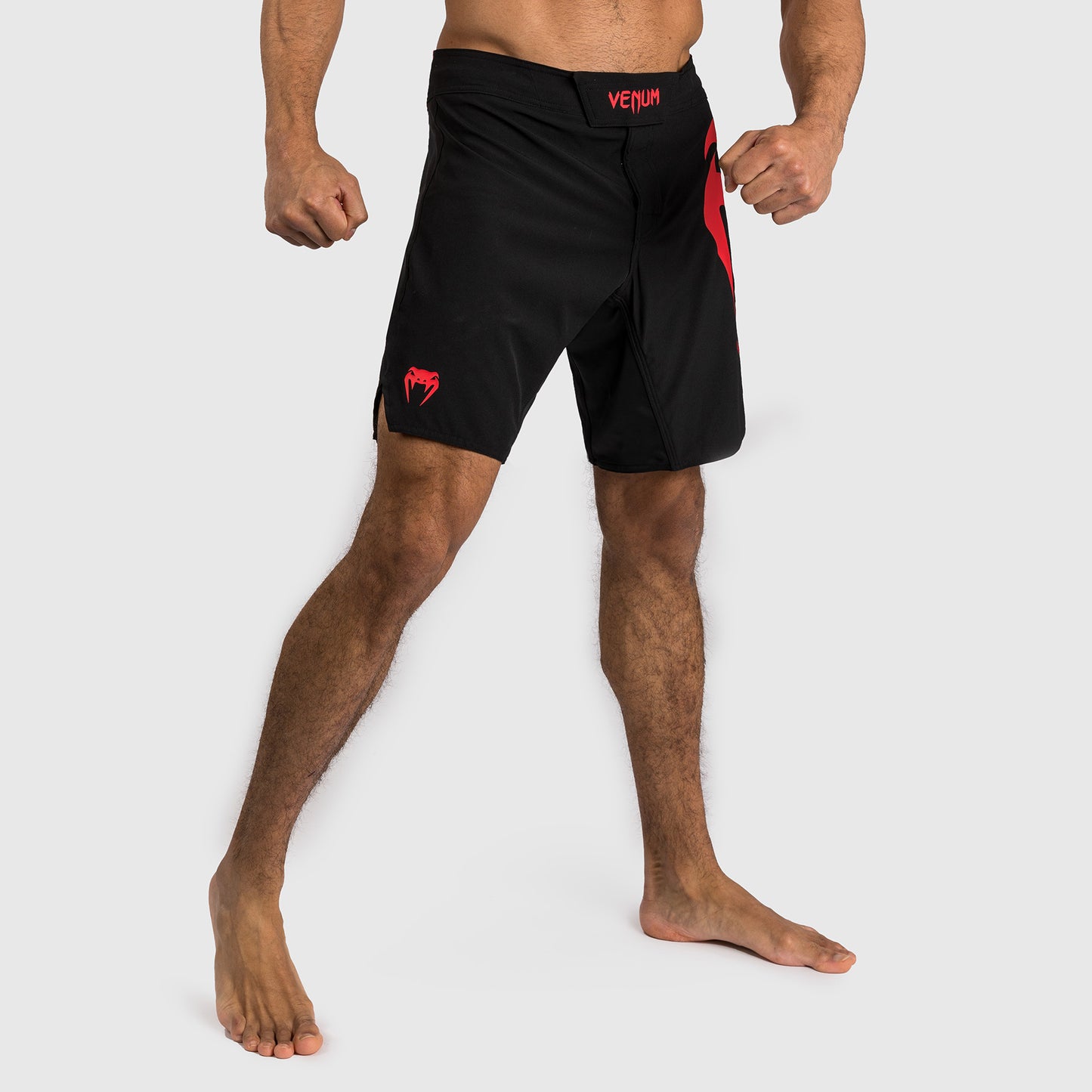 Venum Light 5.0 Fight Shorts - Schwarz/Rot