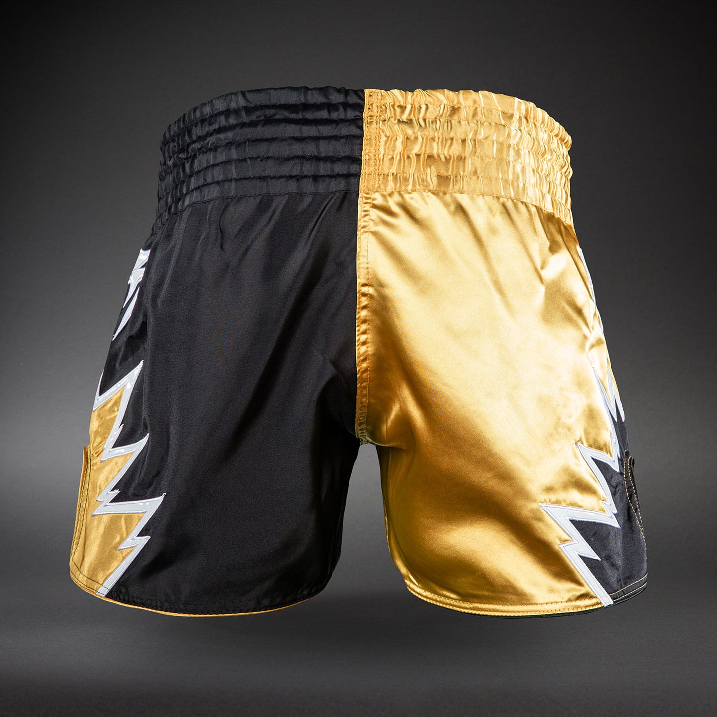 Venum Inferno 2.0 Muay Thai Shorts - Schwarz/Gold