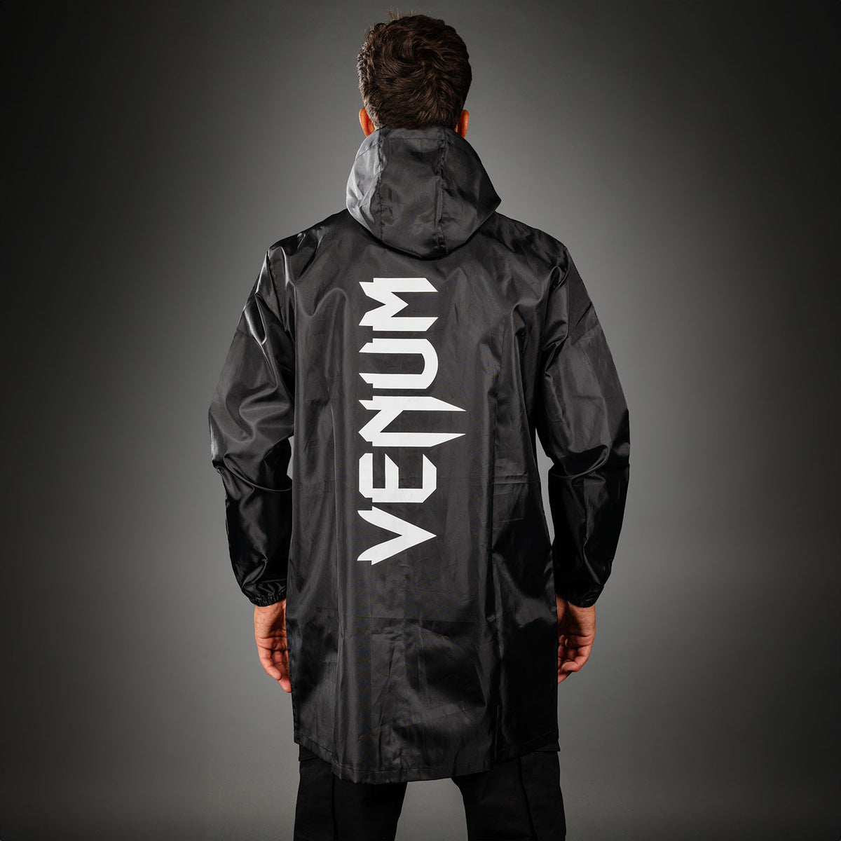 Venum MX Basics Langer Regenmantel - Schwarz/Weiß